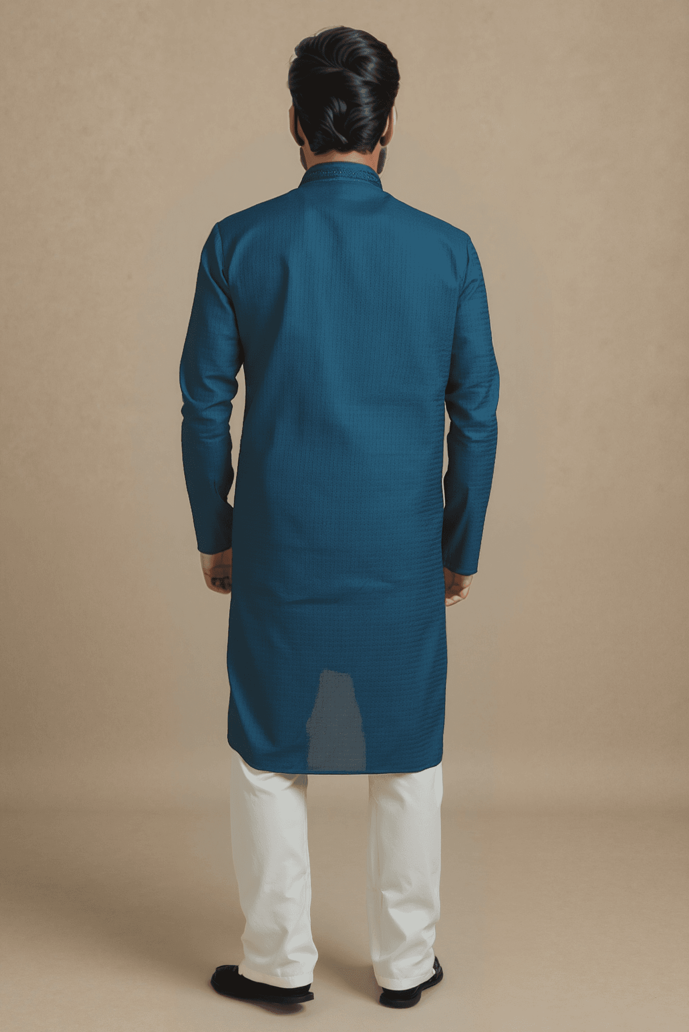 Men Peacock Blue Solid Straight Kurta.
