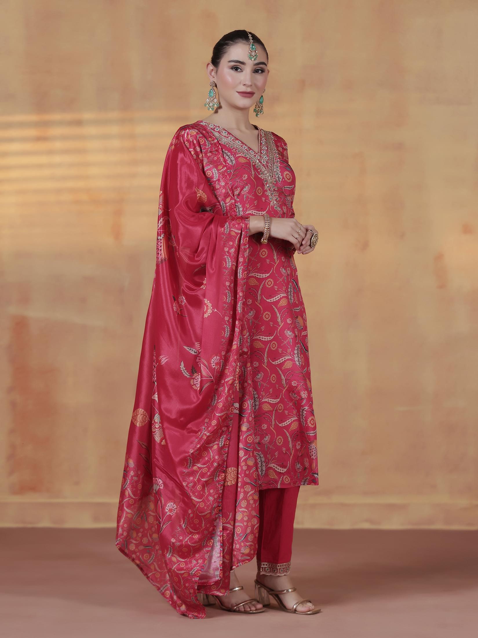 Women Chinon Pink Embroidered Kurta Comfort Pant Dupatta.