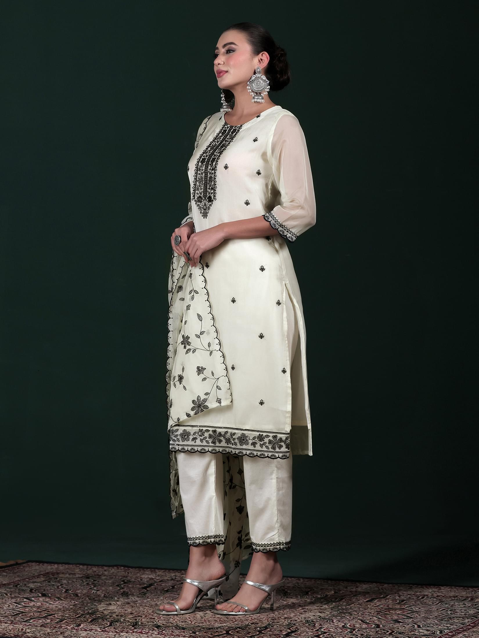 Women Off White Embroidered Kurta Comfort Pant Dupatta.