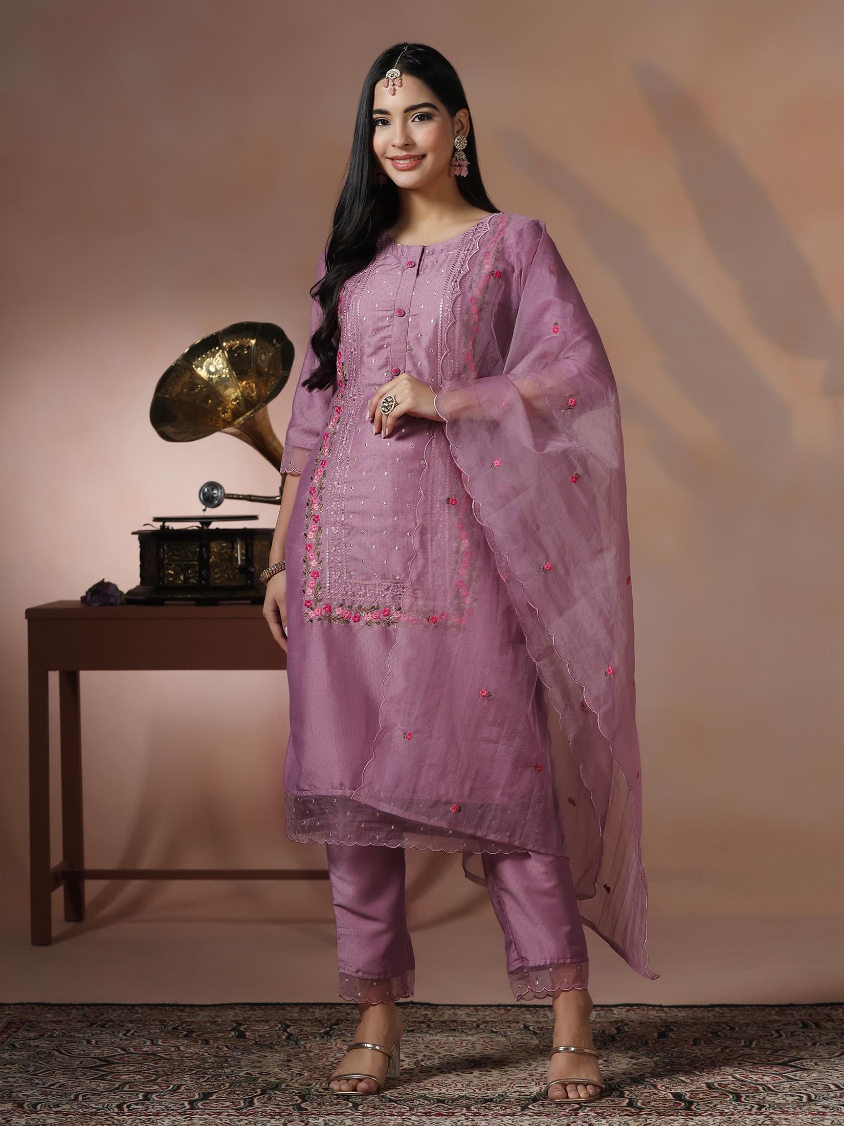 Women Chinon Lilac Embroidered Kurta Comfort Pant Dupatta.