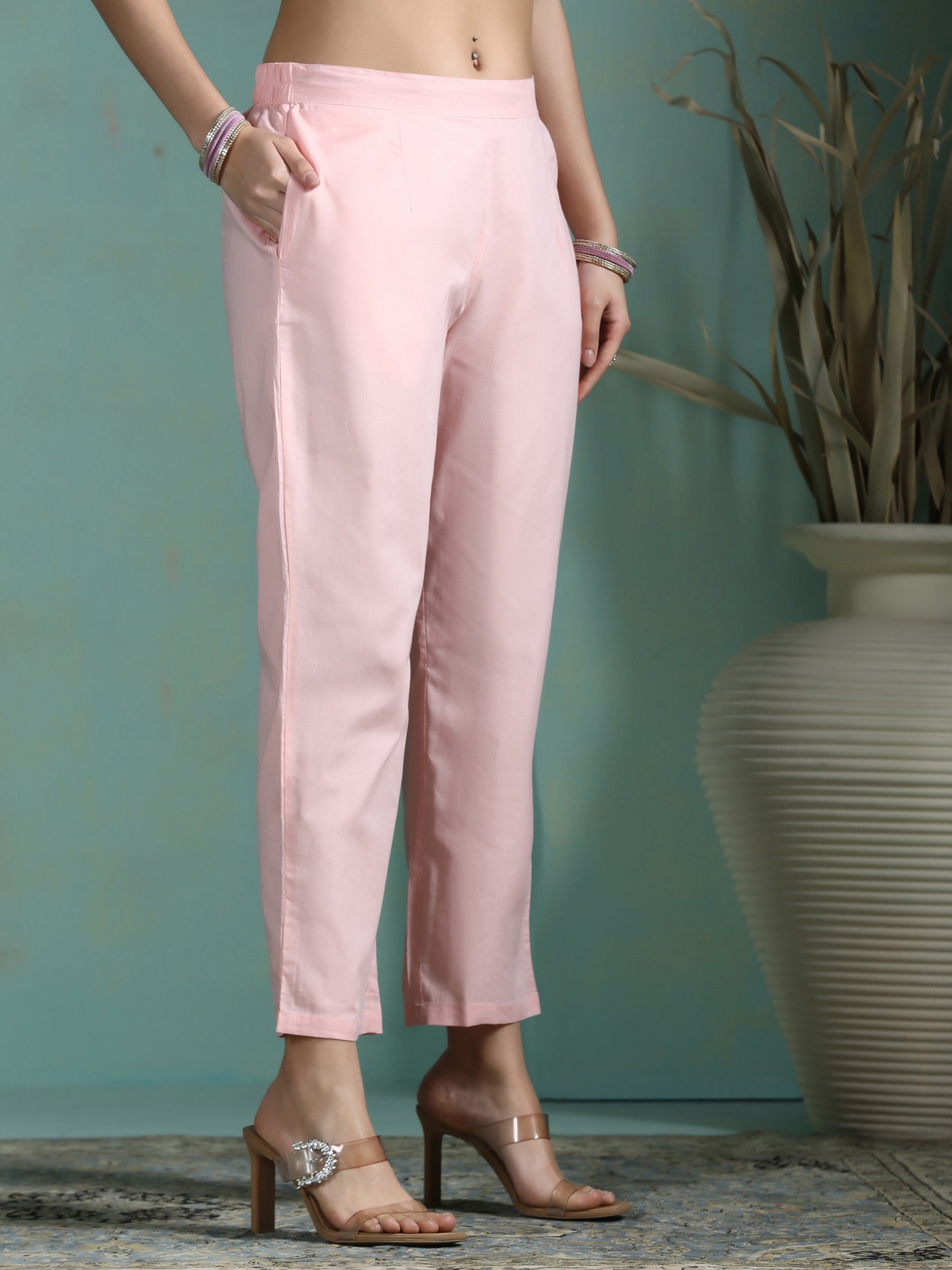 Women Linen Pink Solid Kurta Comfort Pant Dupatta