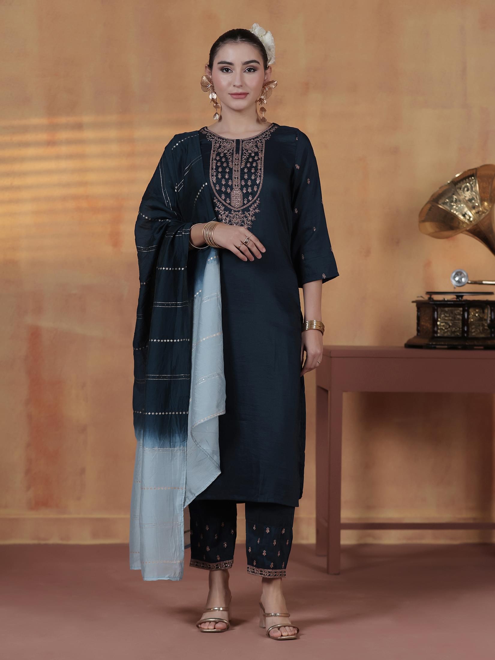 Navy blue detailed embroidery Chinon fabric classic celebratory suit set