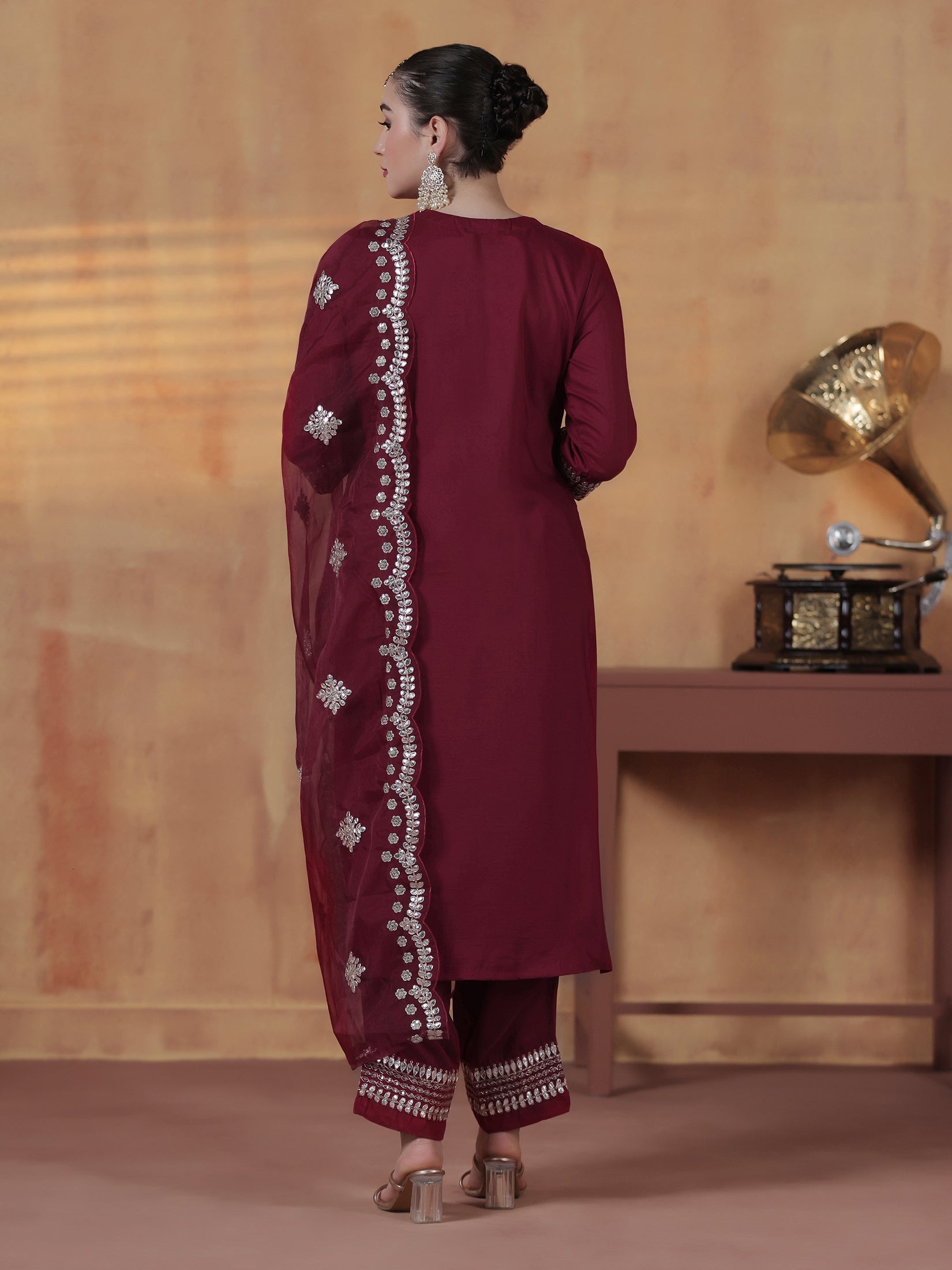 SIDH-26155KBMAROON_back