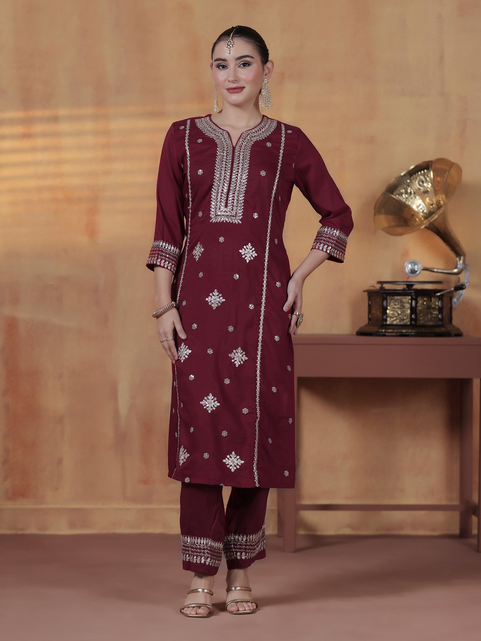 SIDH-26155KBMAROON_detail