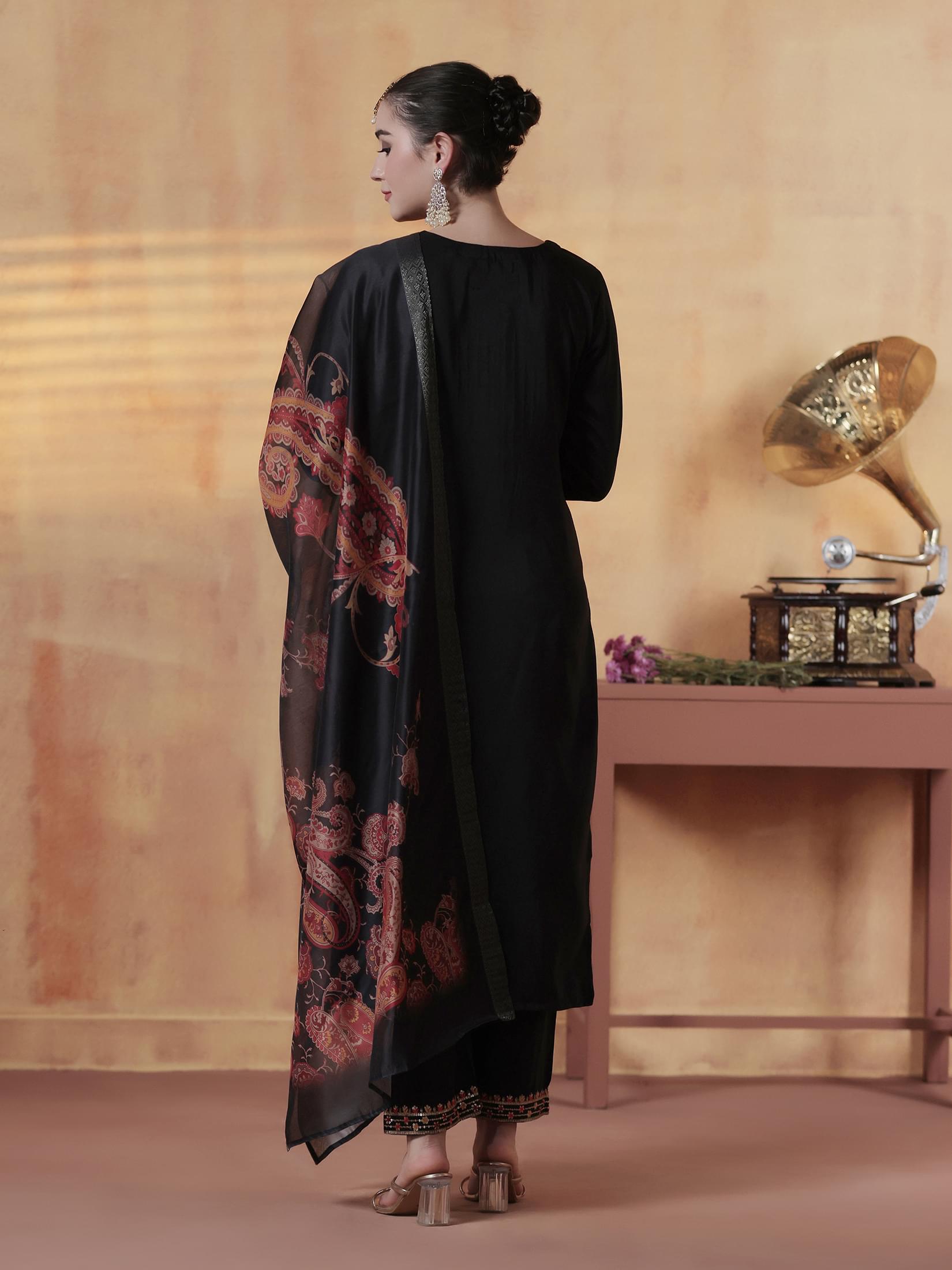 Women Chinon Black Embroidered Kurta Comfort Pant Dupatta.
