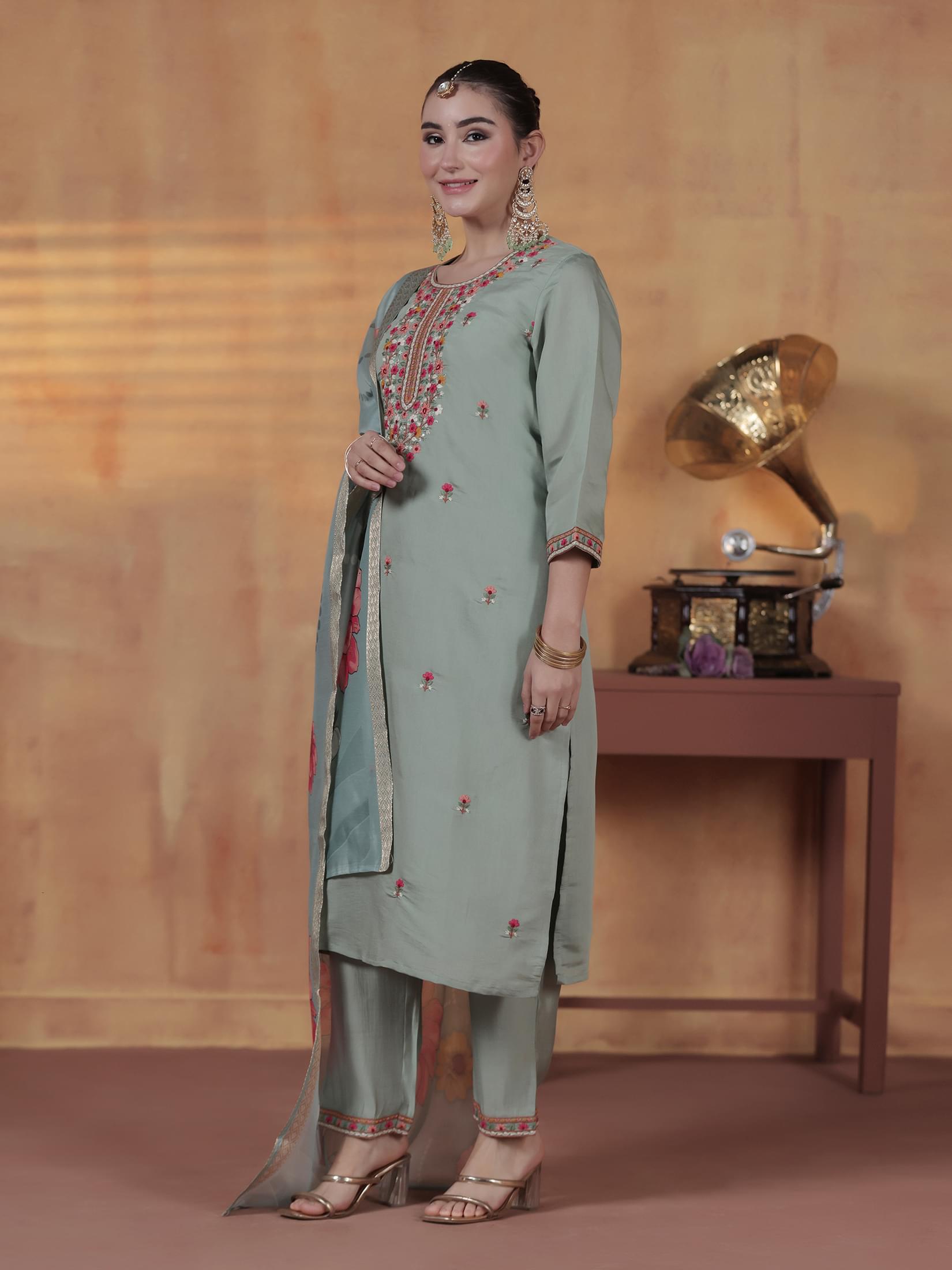 Women Silk Blend Green Embroidered Kurta Comfort Pant Dupatta.