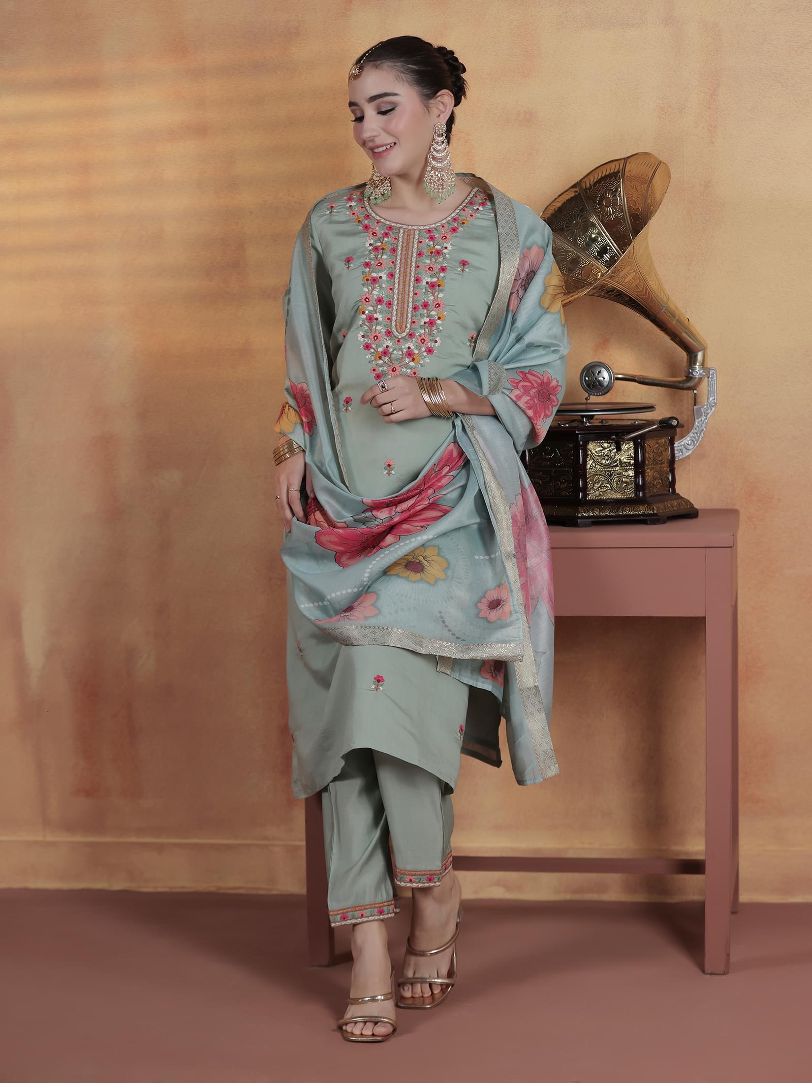 Women Silk Blend Green Embroidered Kurta Comfort Pant Dupatta.
