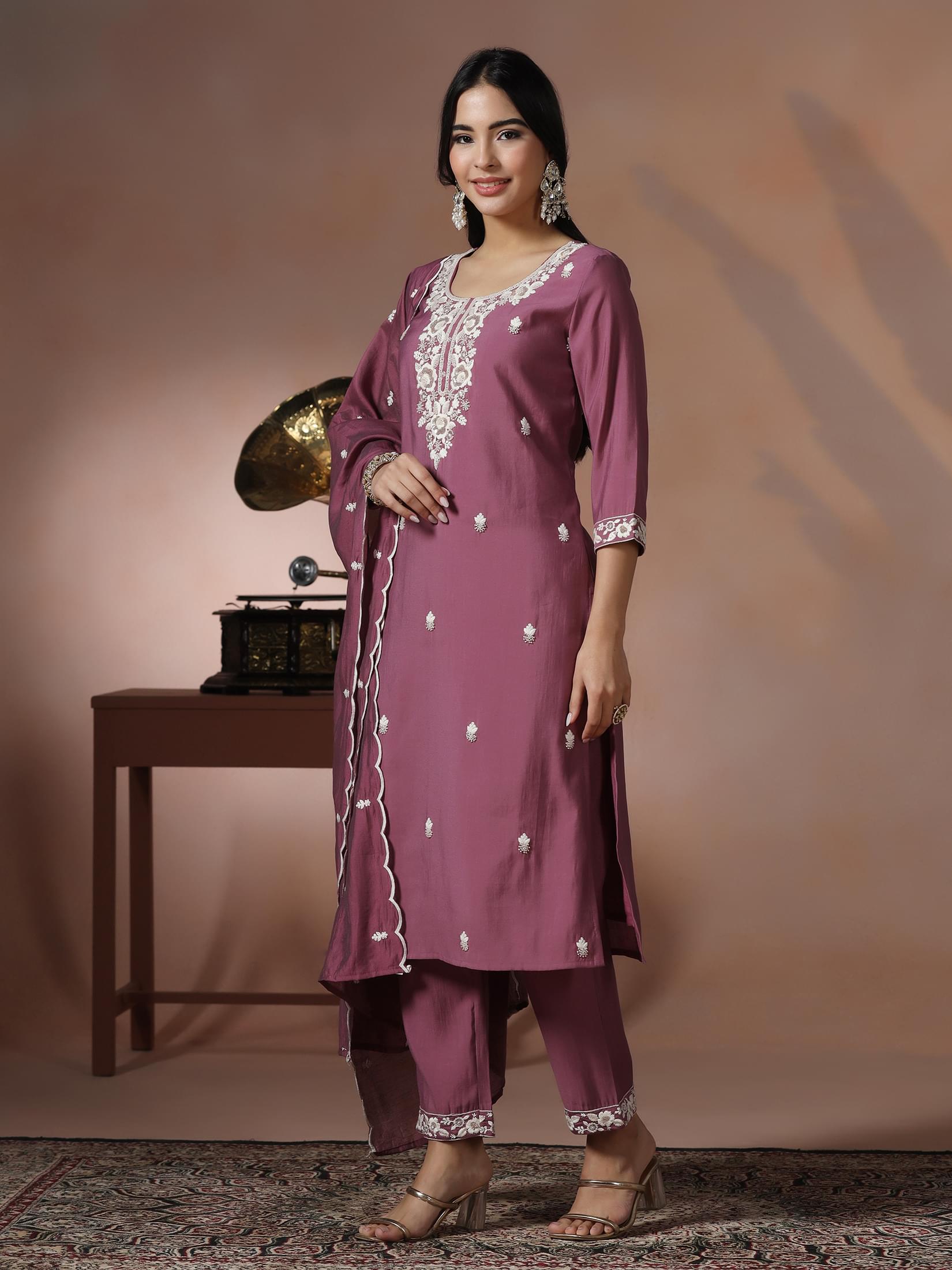 Women Silk Blend Lilac Embroidered Kurta Comfort Pant Dupatta.