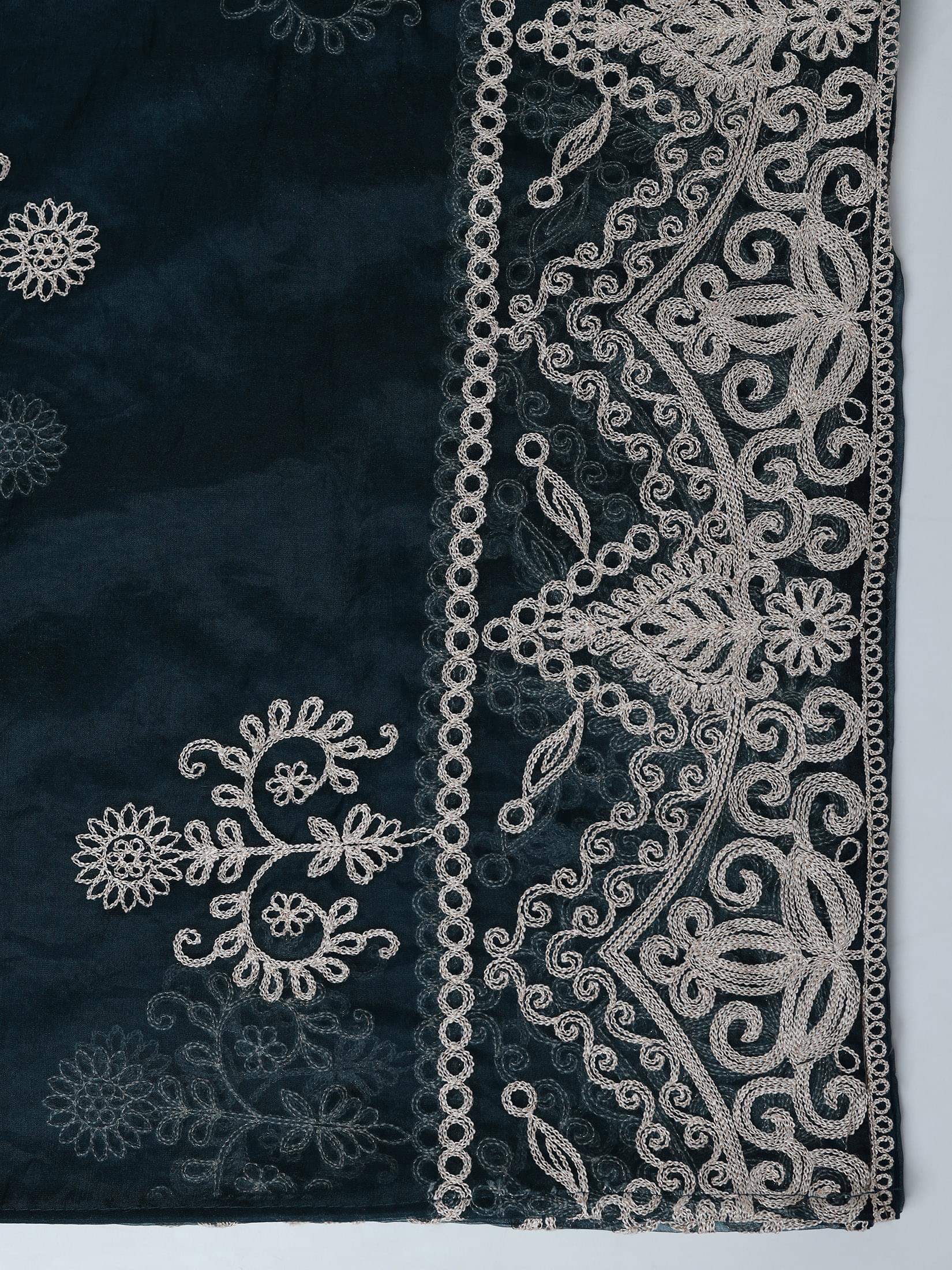 Women Poly Viscose Blue Embroidered Kurta Comfort Pant Dupatta.