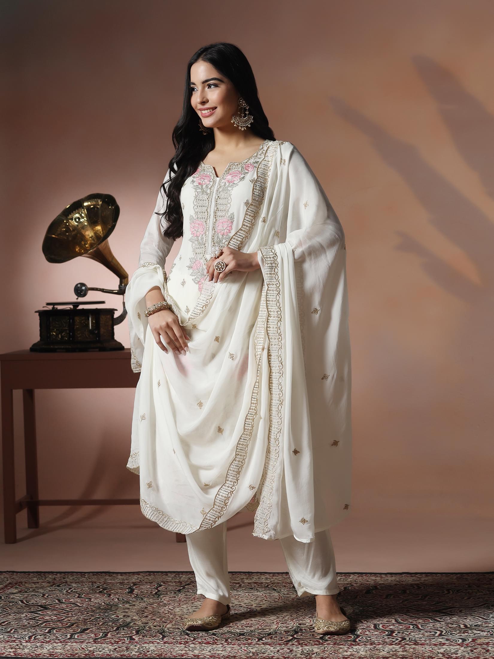 SWF-7683WHITE_main
