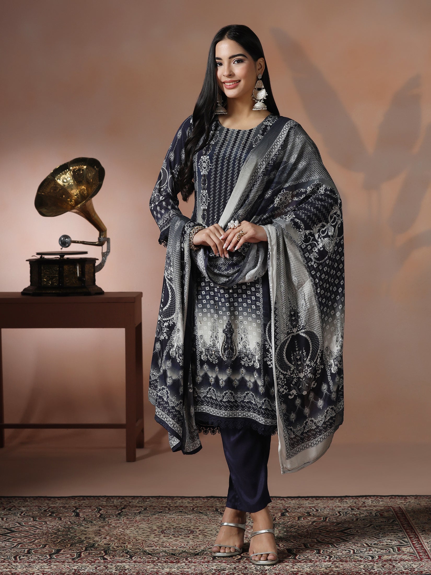 Women Muslin Blue Printed Kurta Comfort Pant Dupatta