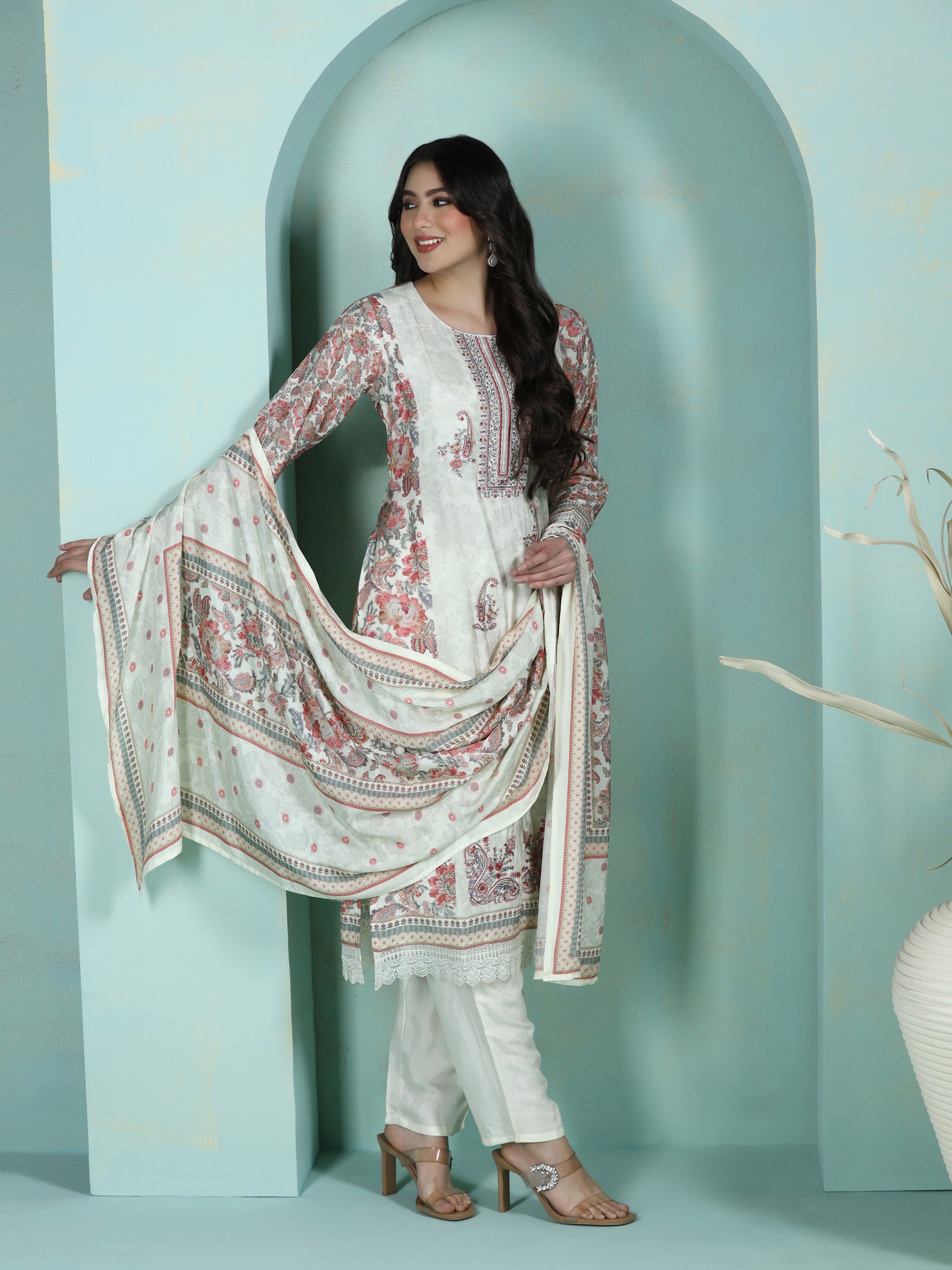 SWF-8053_OFFWHITE-detail