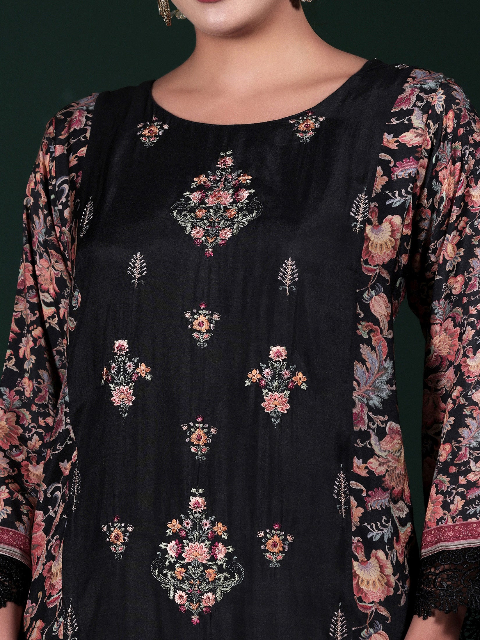 SWF-8062BLACK_closer