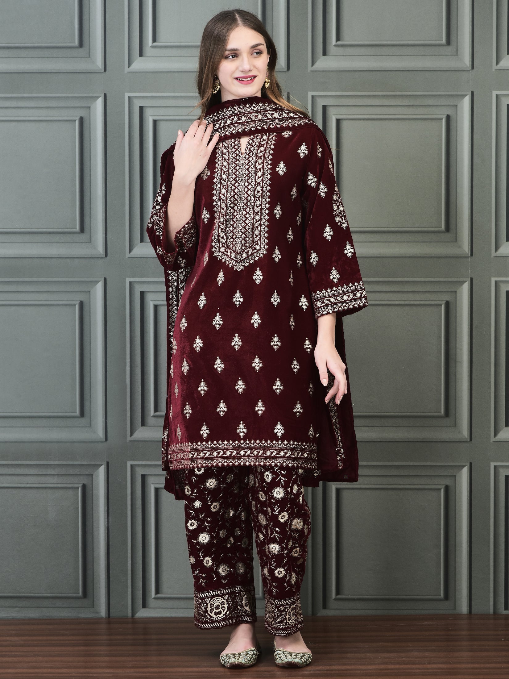 Women Winter Velvet Maroon Foil Print Kurta Comfort Pant Dupatta.