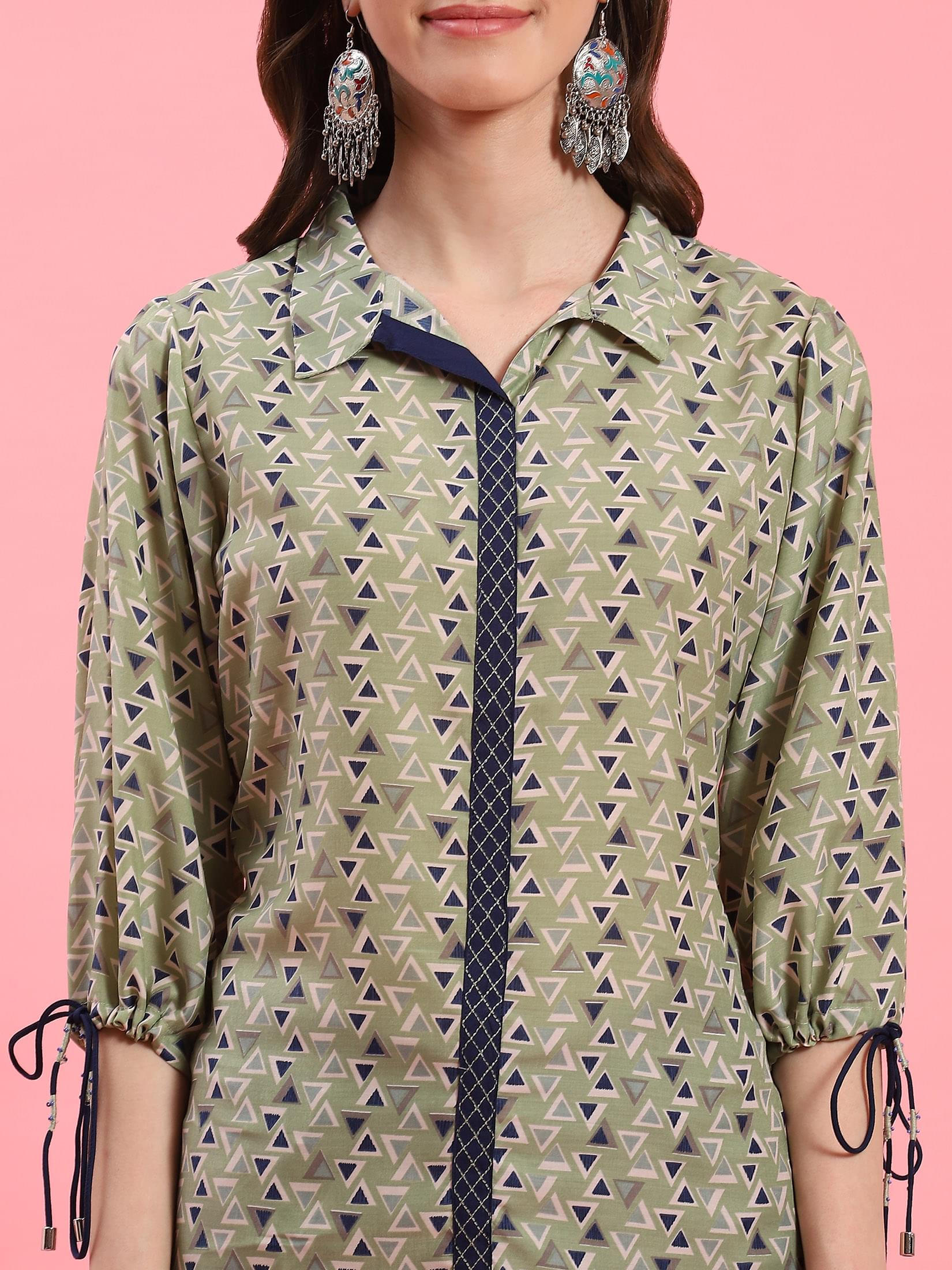 Women Green Geometric Printed Kurta.