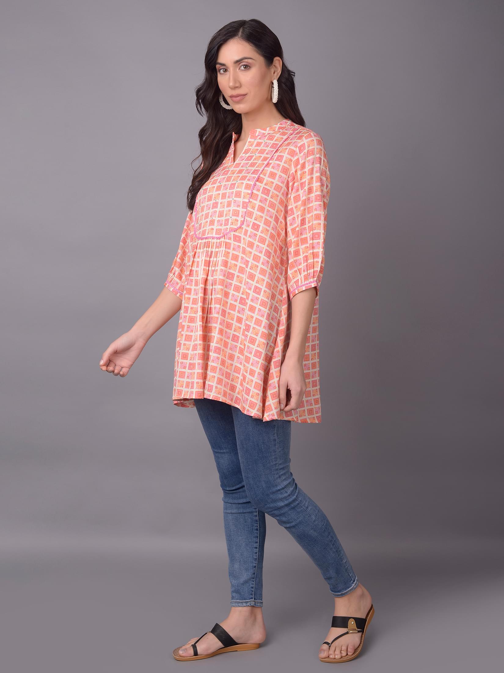 Women Peach Liva (Rayon) Geometric Printed Tunic.