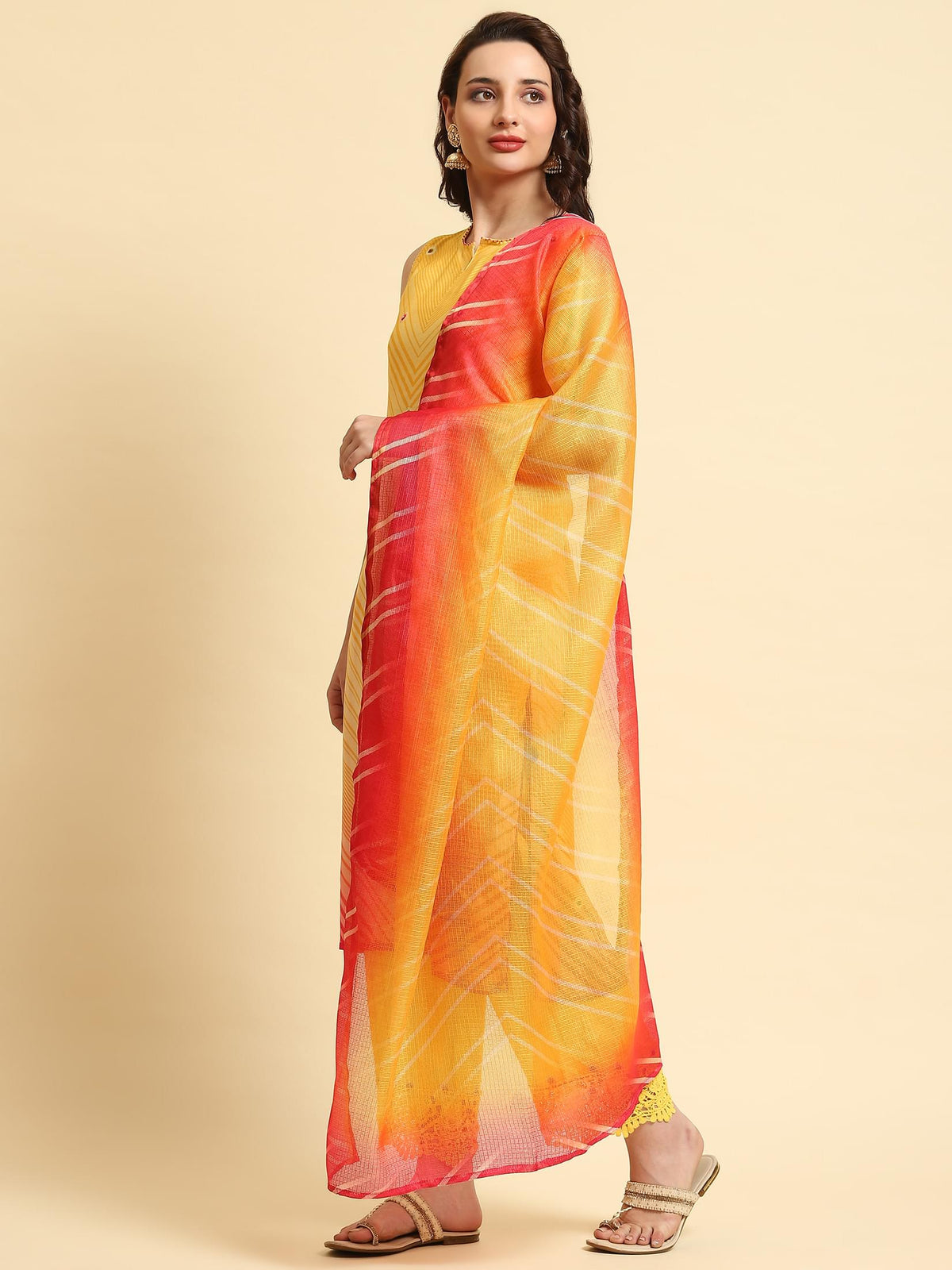 Women Yellow Geometric Printed Kurta Comfort Pant Dupatta.