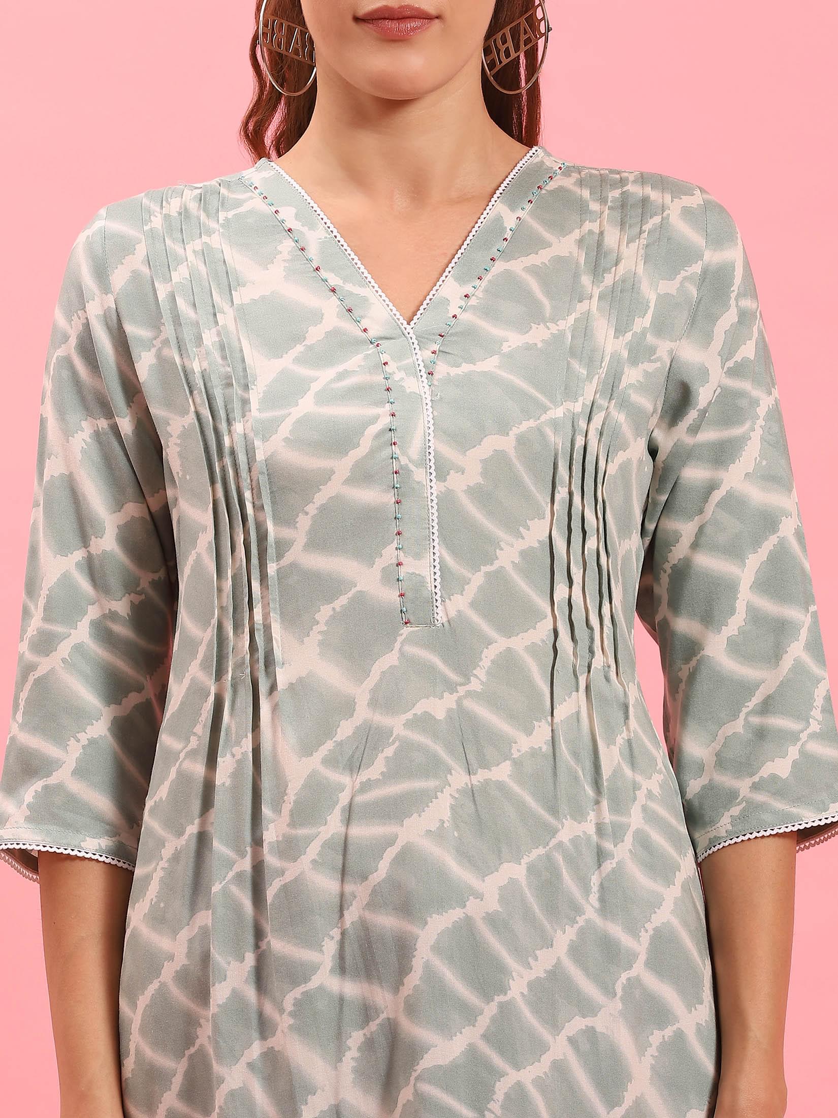 Women Green Tie Dye Printed Kurti.