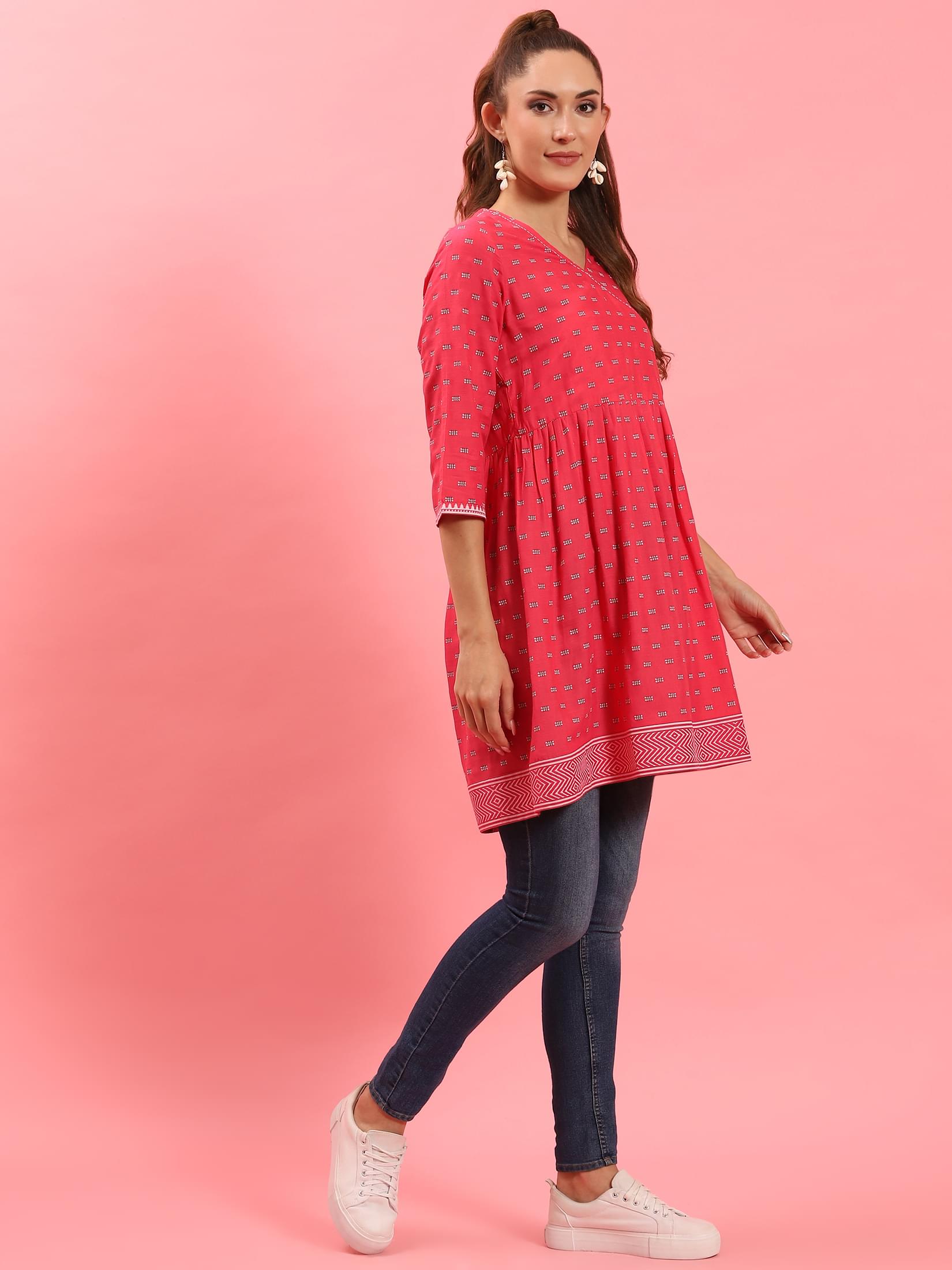 Women Fuchsia Fit And Flare Printed Tunic.