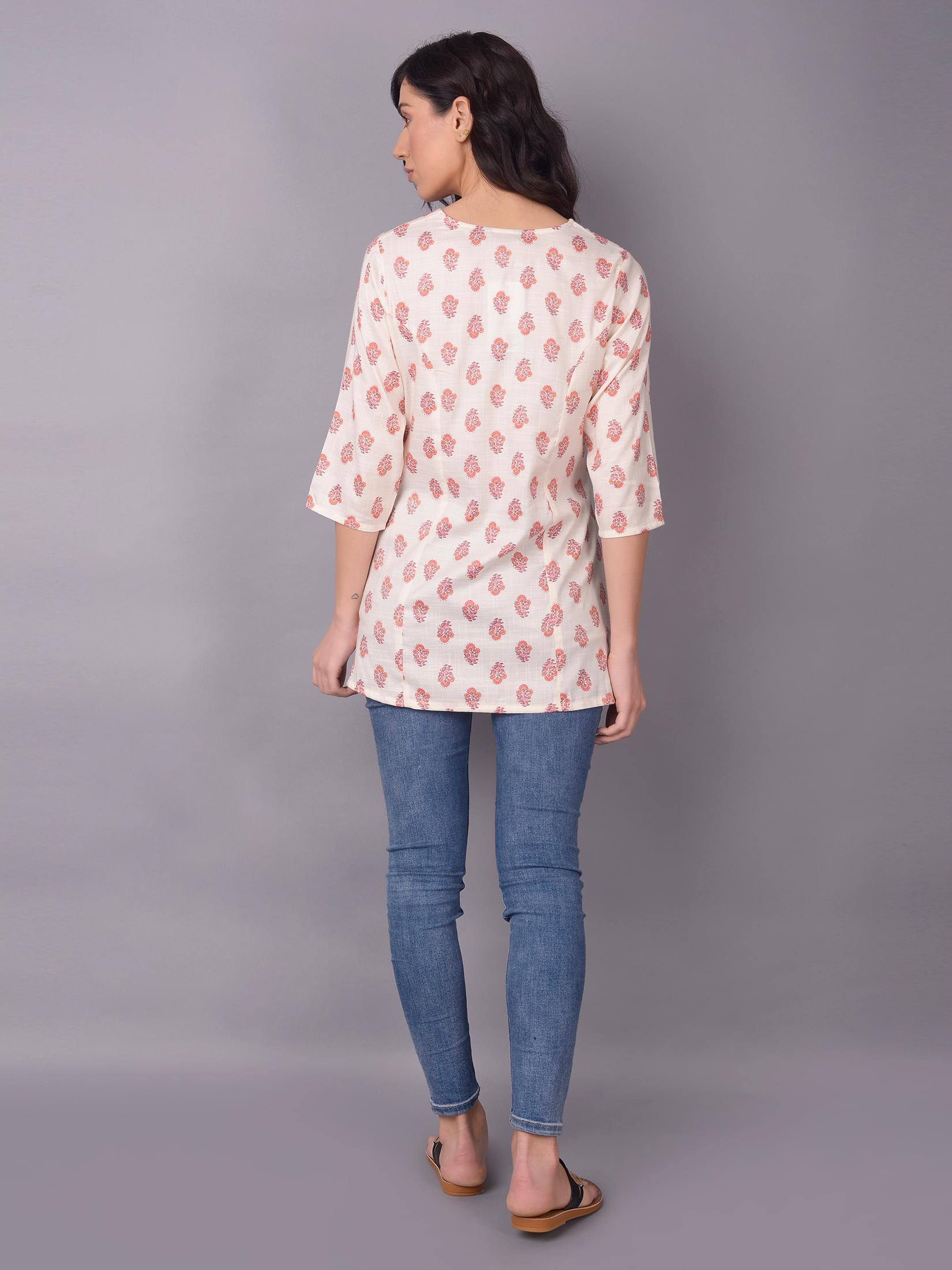 Women Red Floral Printed Tunic.