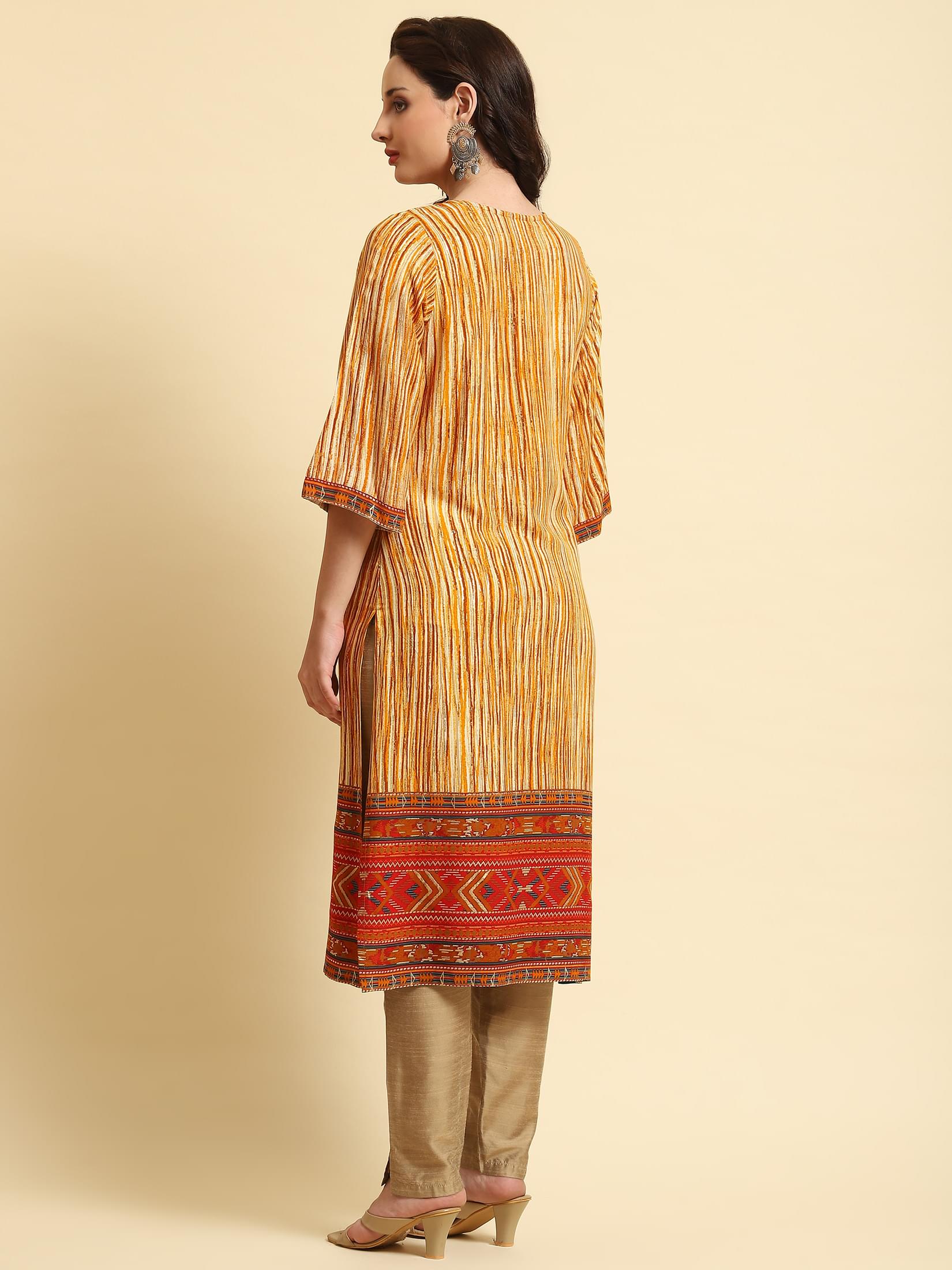 Women Yellow Stripe Printed Kurta.