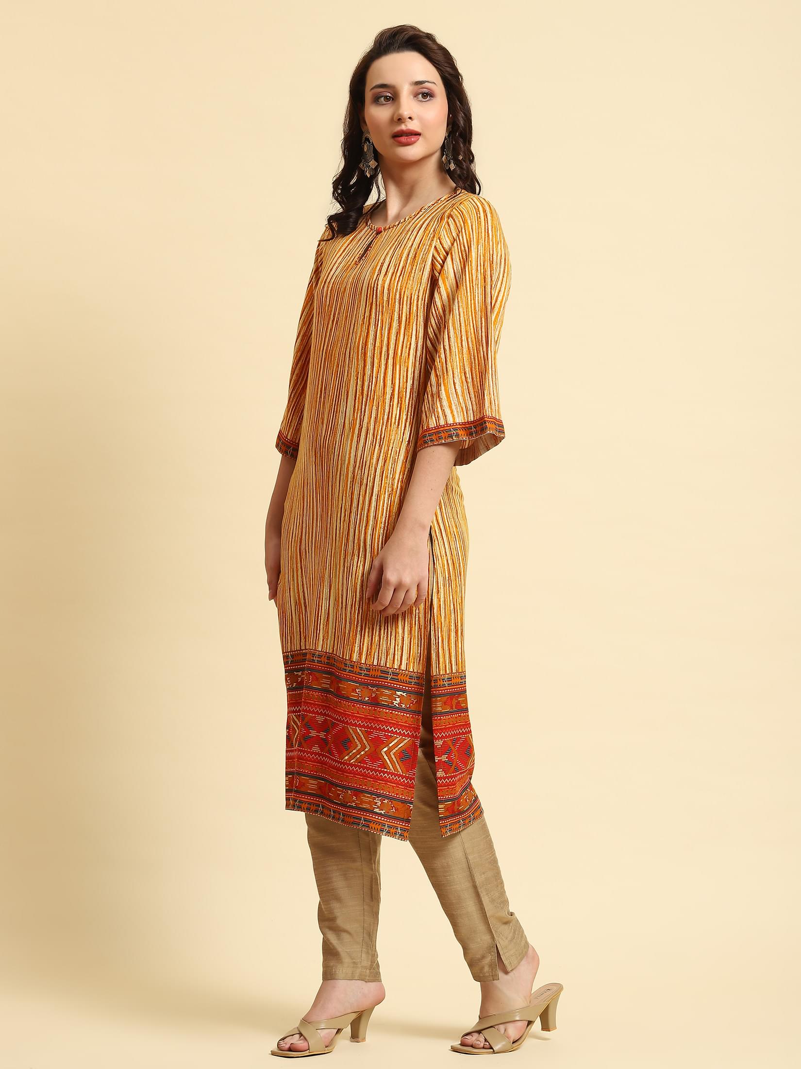Women Yellow Stripe Printed Kurta.