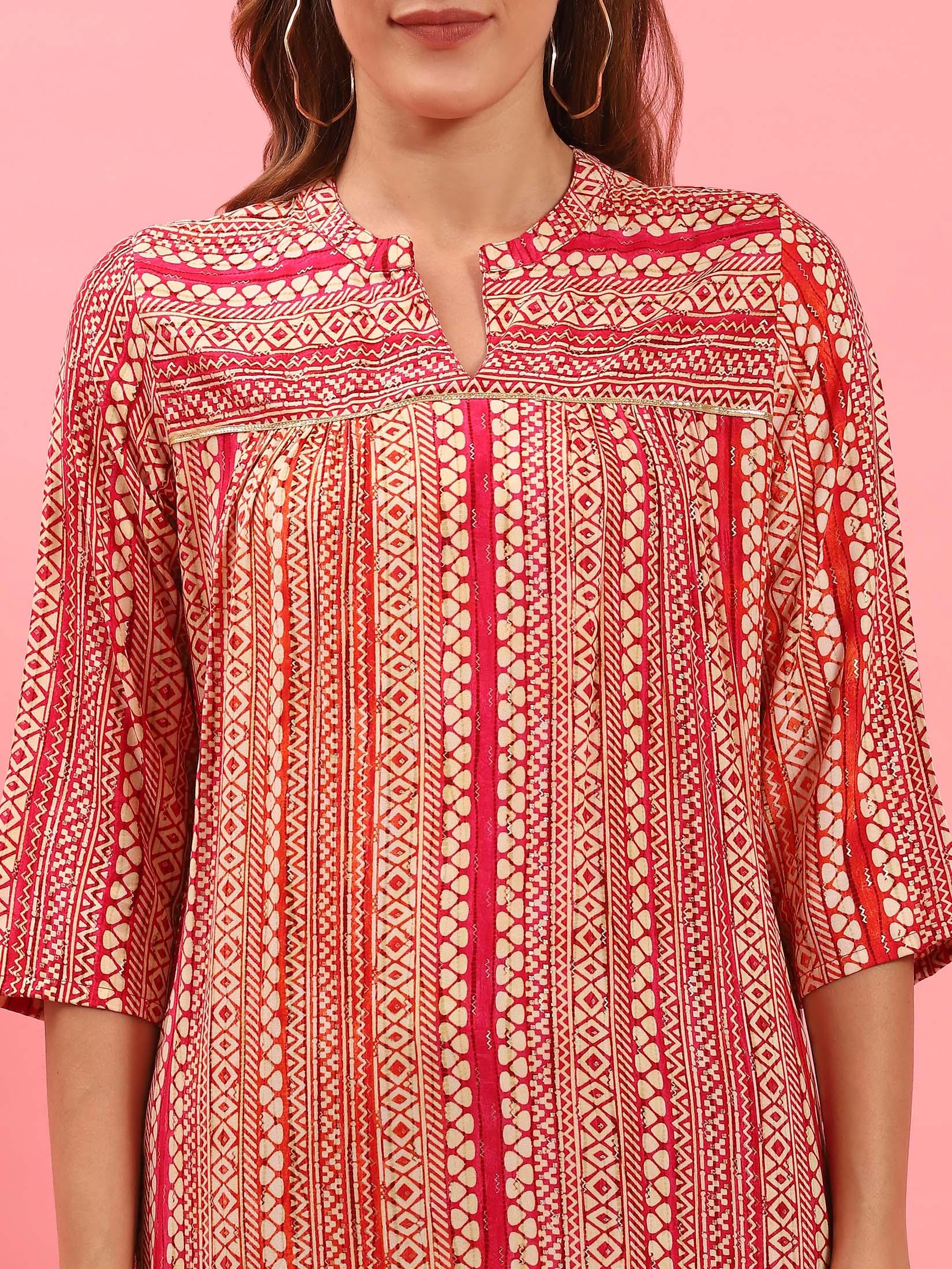 Women Pink Geometric Printed Kurta.