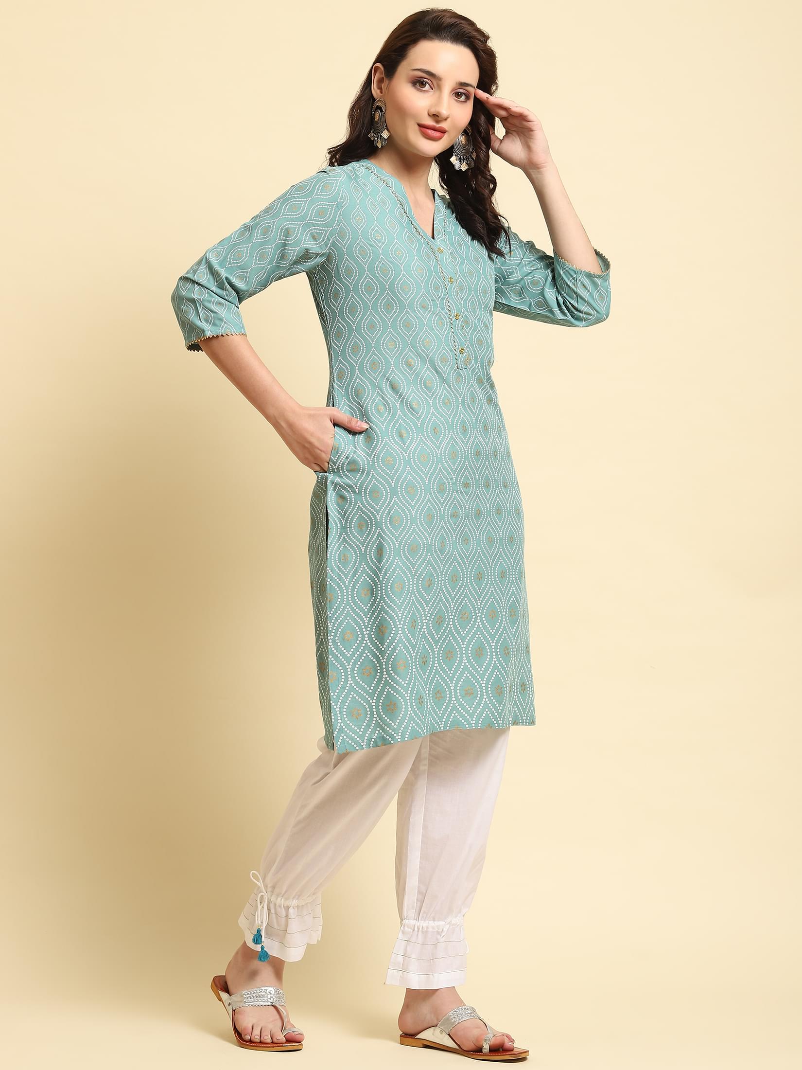 Women Green Printed Kurta.