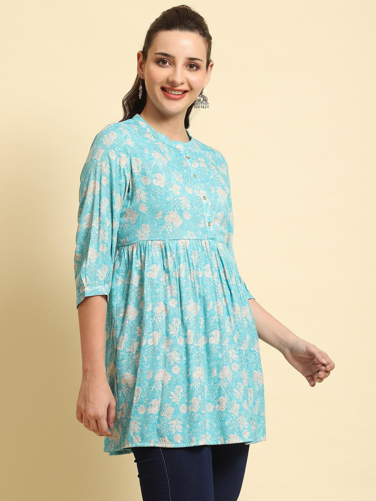 Women Sky Blue Floral Printed Tunic.