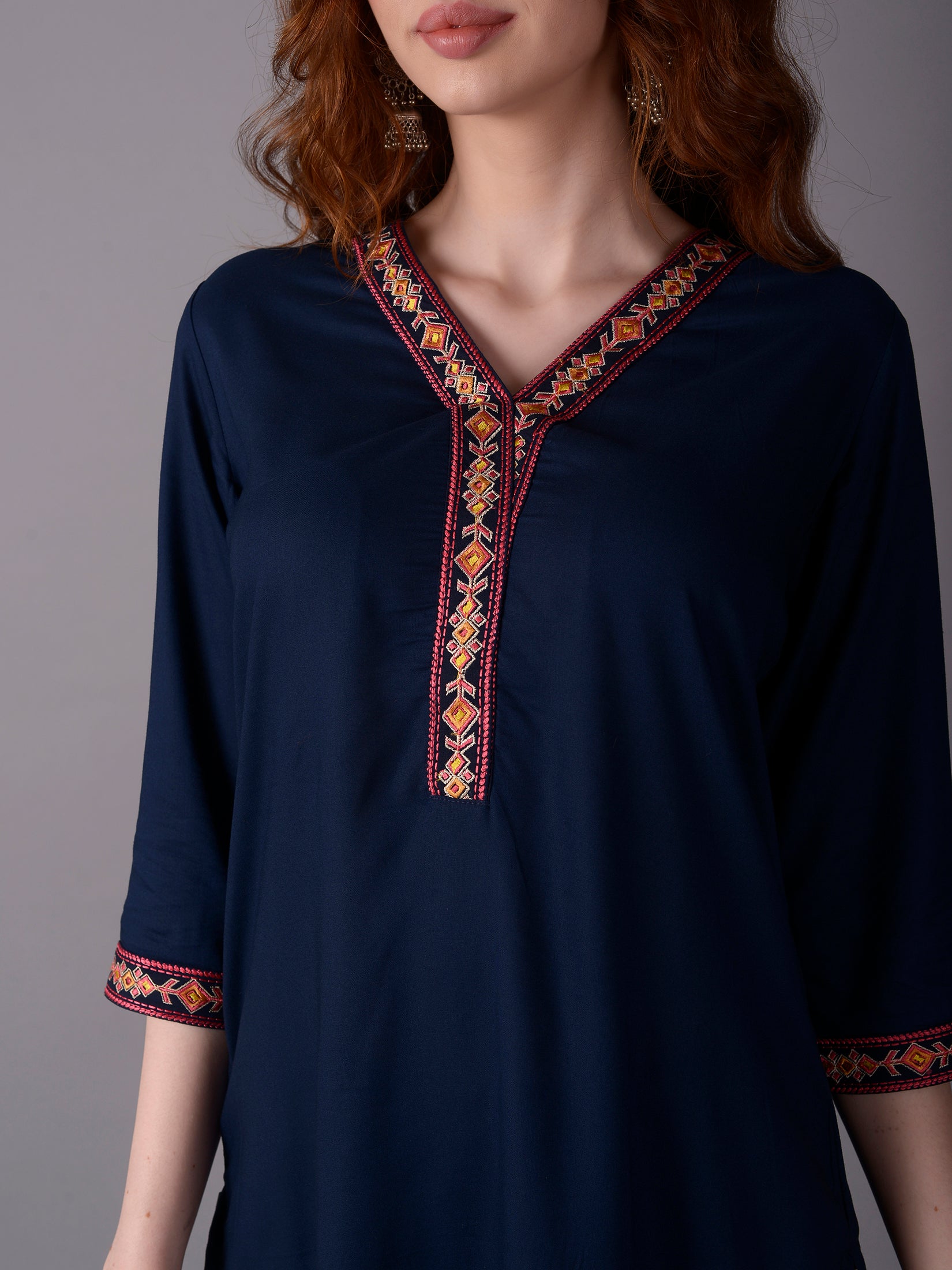 8099MPNAVYBLUE_closer