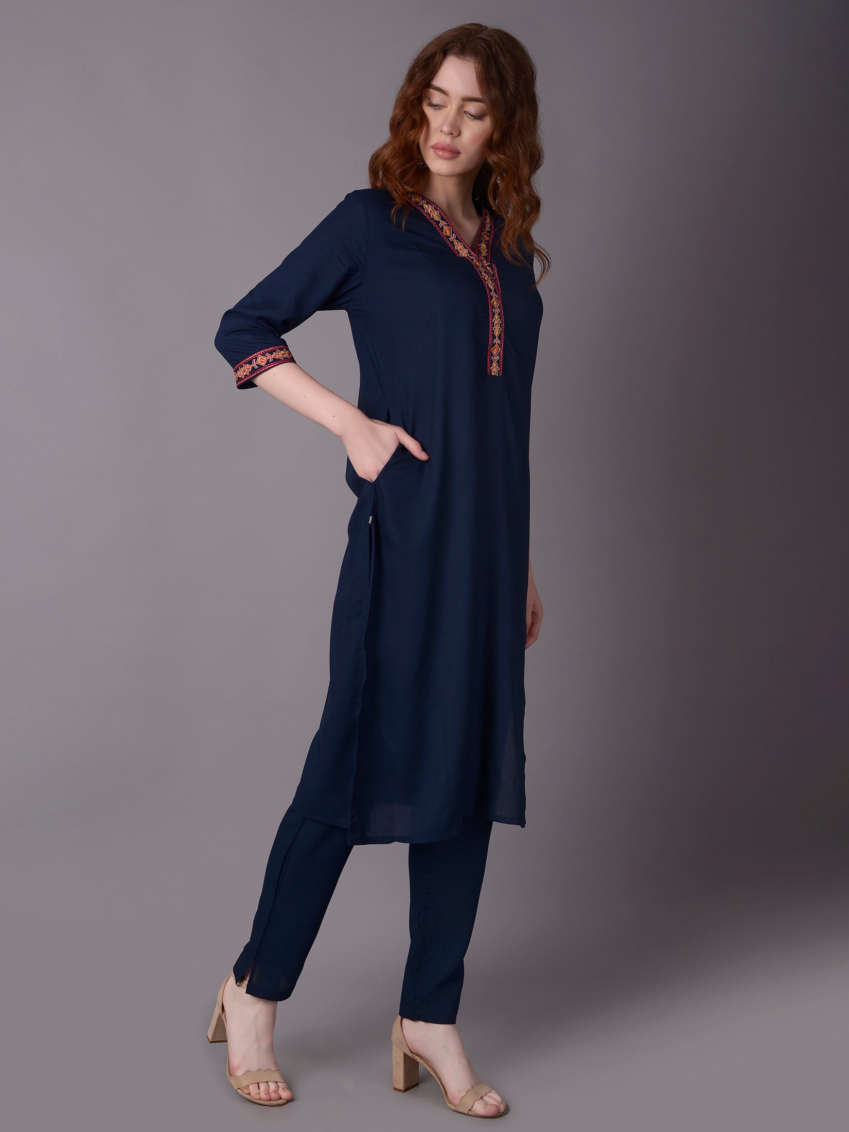 8099MPNAVYBLUE_right