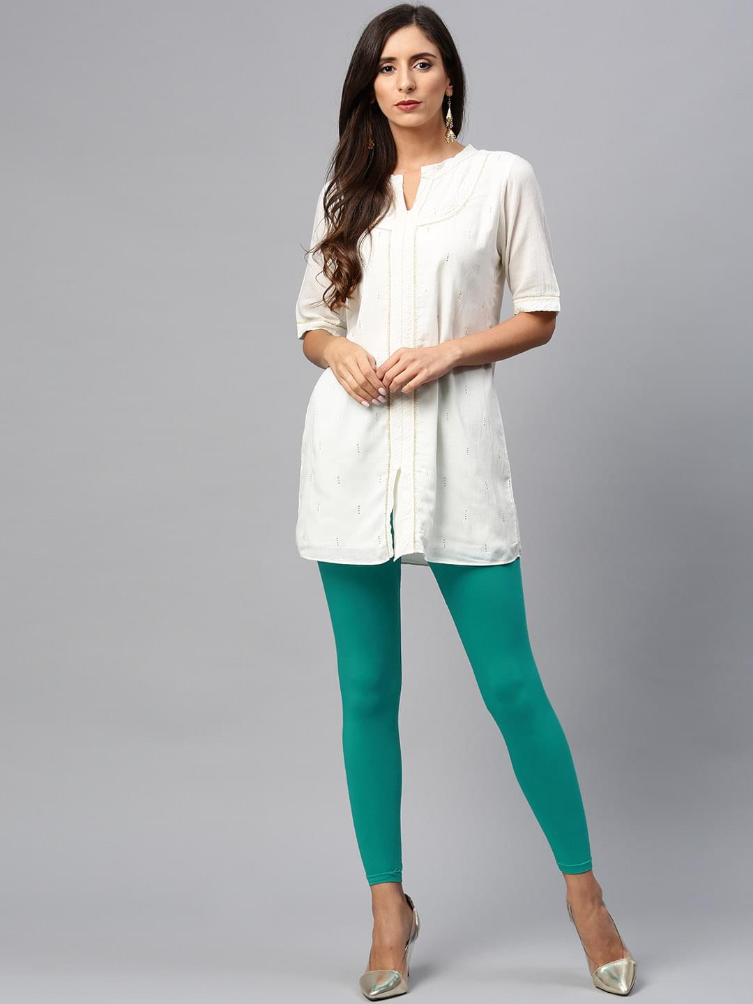 Attractive Teal Solid Legging.