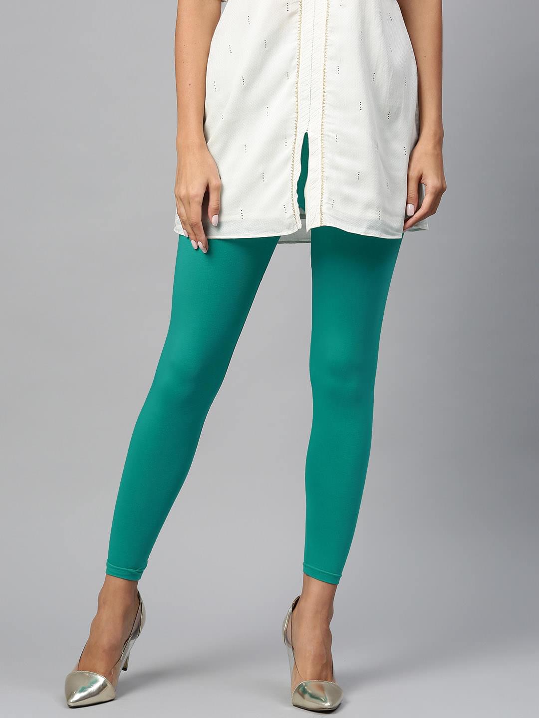 Attractive Teal Solid Legging.