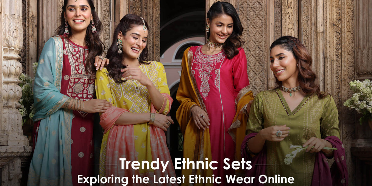 Buy Sabyasachi Inspire Black Lehenga Choli,partywear Lehengas,designer  Lehenga,wedding Lehenga,indian Dress,pakistani Wedding In,lehenga Blouse  Online in India - Etsy
