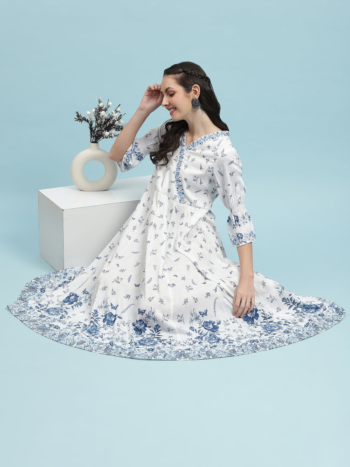 WHITE FLORAL PRINT SHIRT DRESS main image 1