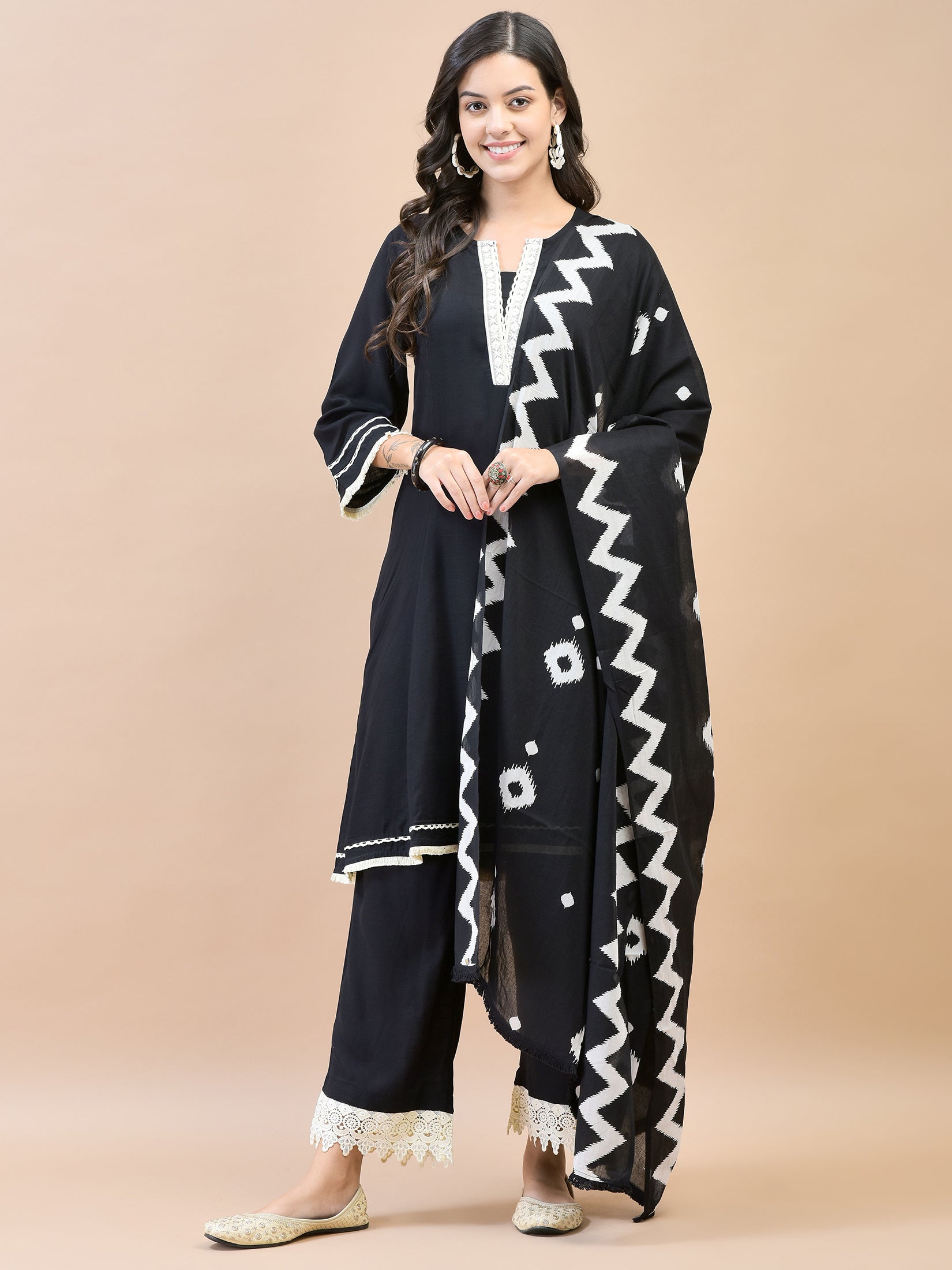 Women Rayon Black Kurta Comfort Pant Dupatta