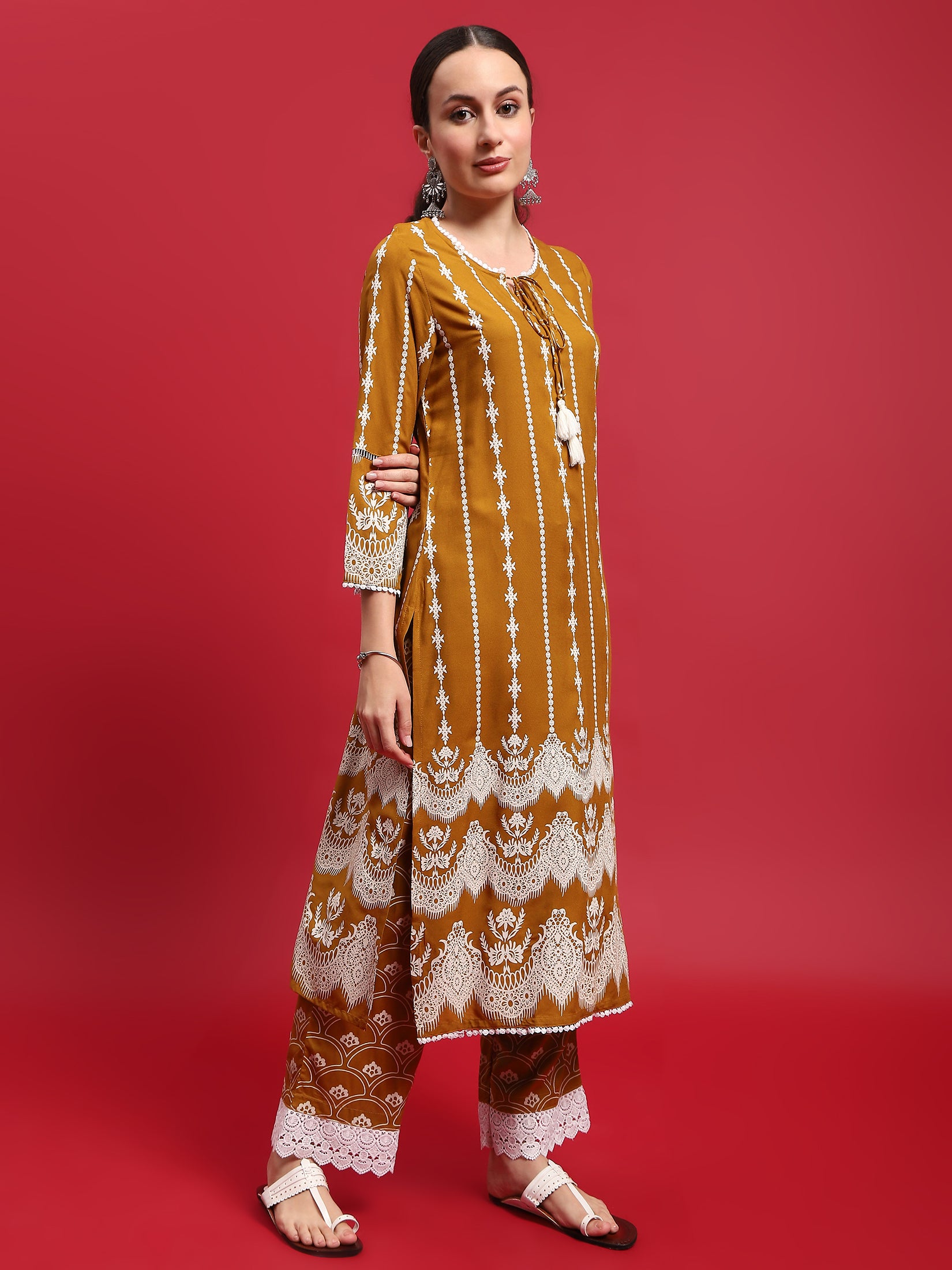 Women Liva Rayon Mustard Ornamental Print Kurta With Comfort Pant