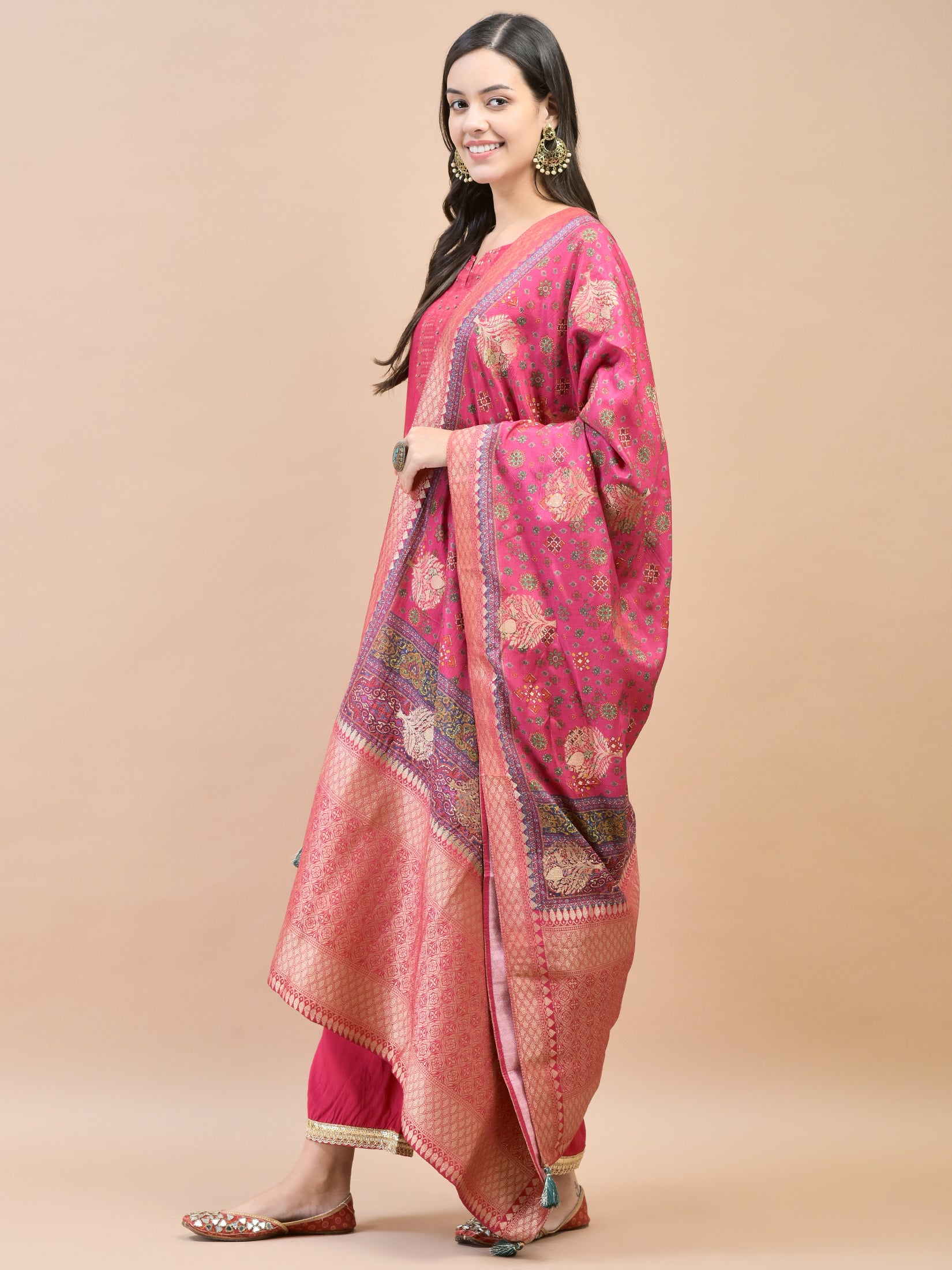 Women Silk Fuchsia Jacquard Kurta Comfort Pant Dupatta