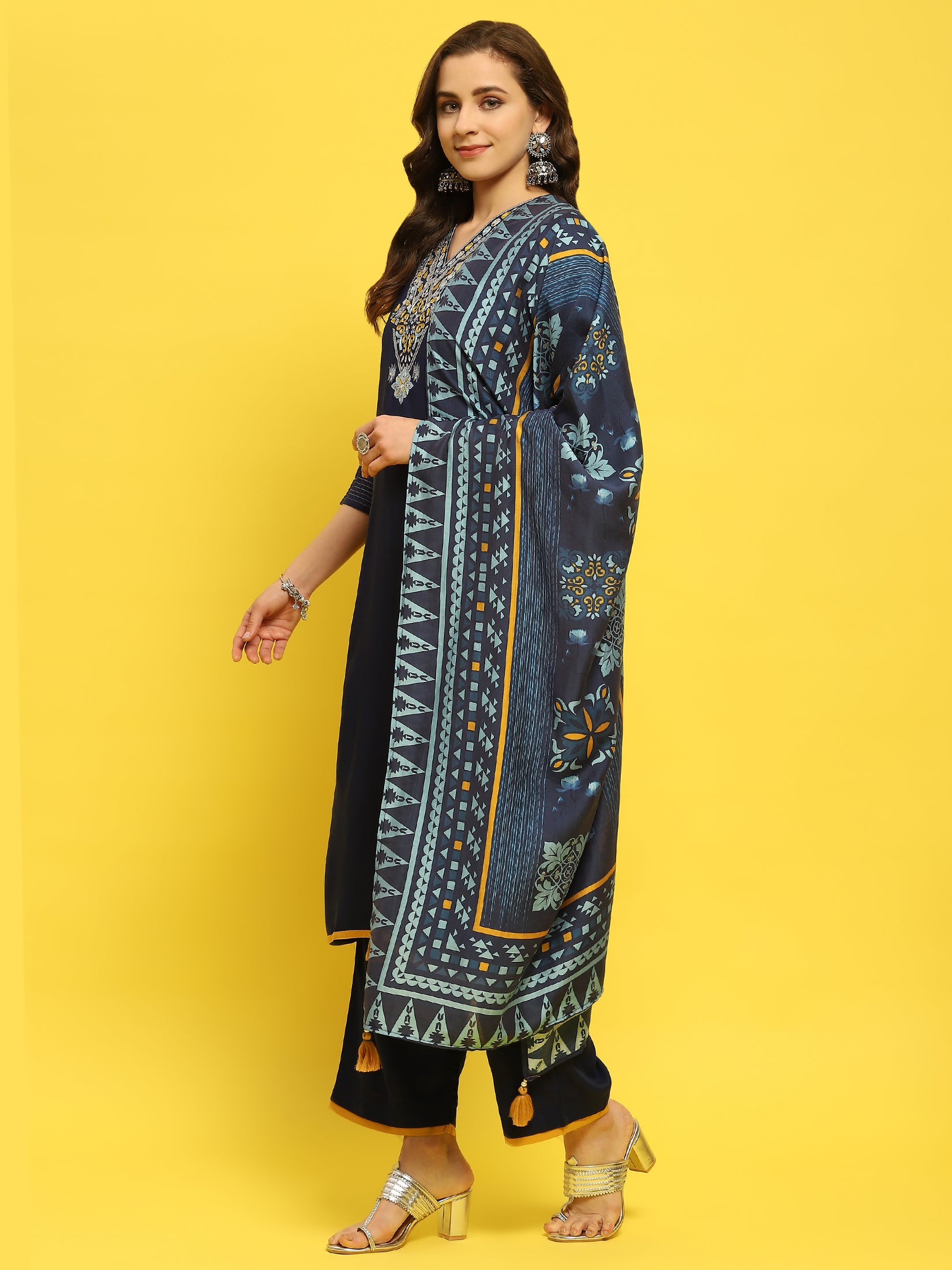 Women Indigo Blue Liva Rayon Kurta Comfort Pant Dupatta