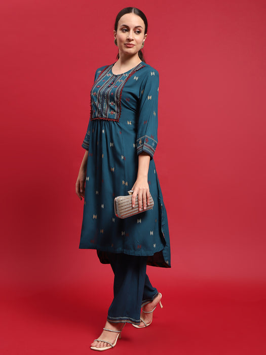 Women Rayon Peacock Blue Kurta With Comfort Pant