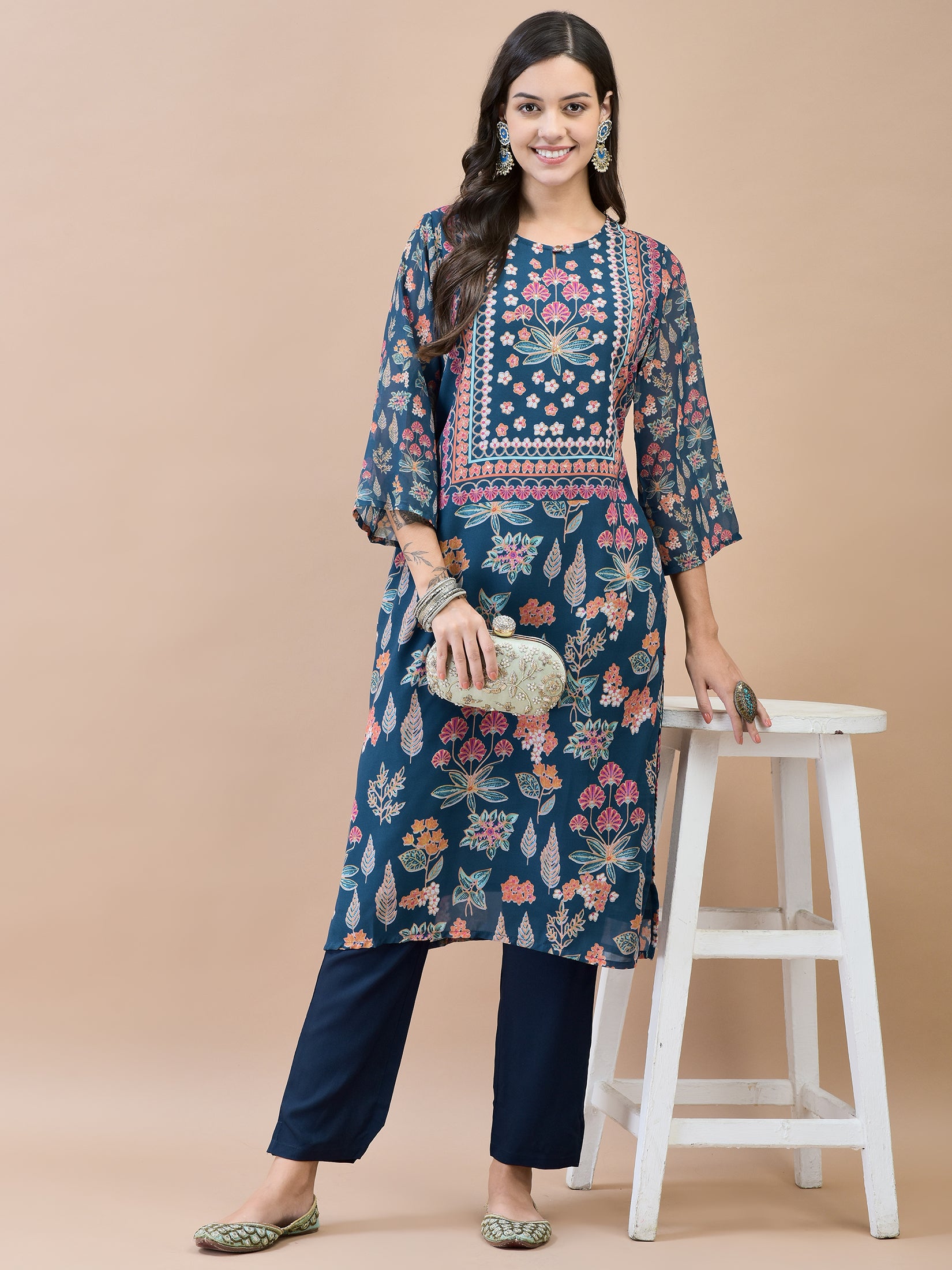 Women Georgette Blue Floral Print Kurta