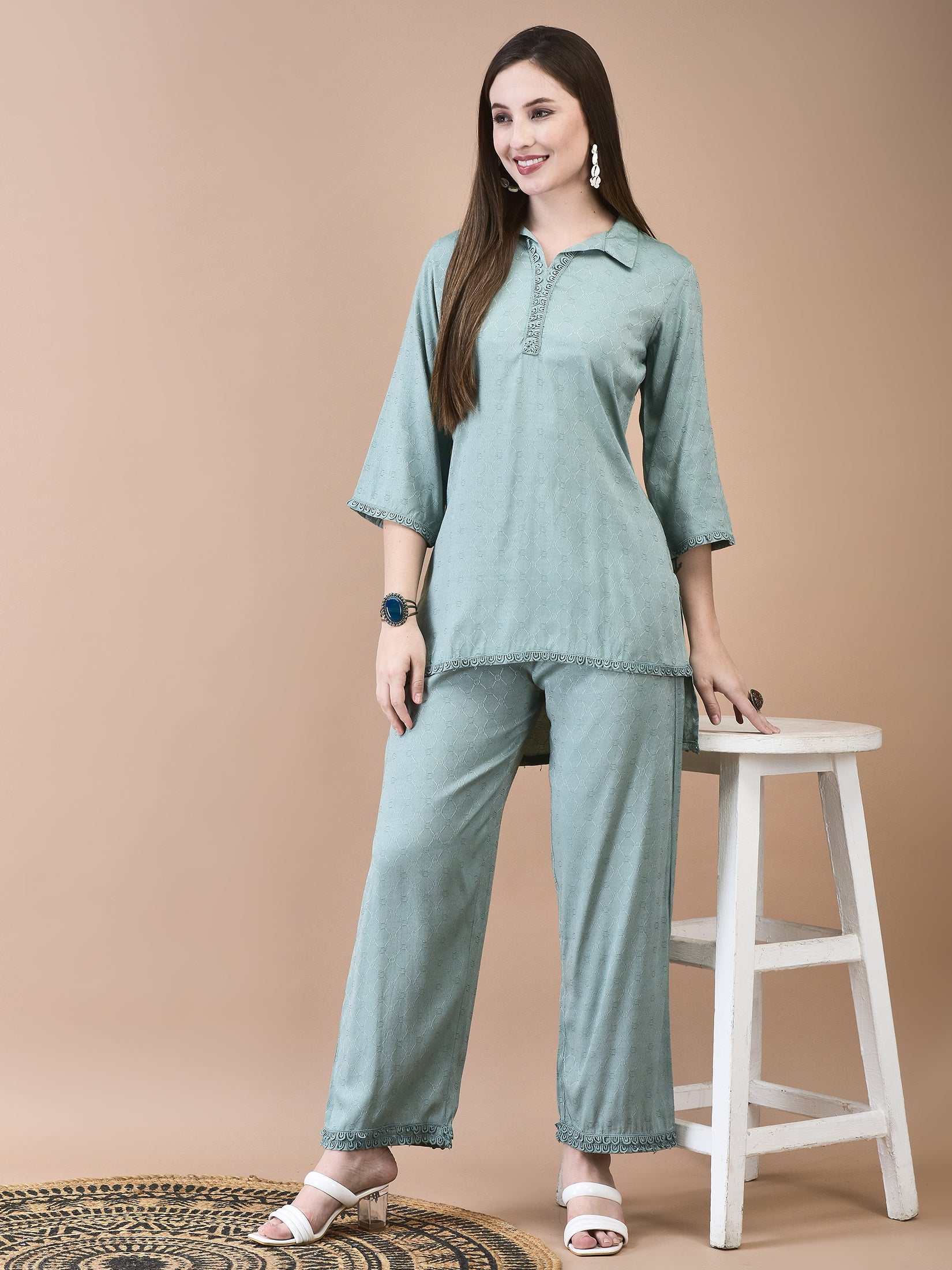 Women Poly Viscose Dobby Green Solid Co-Ord Set