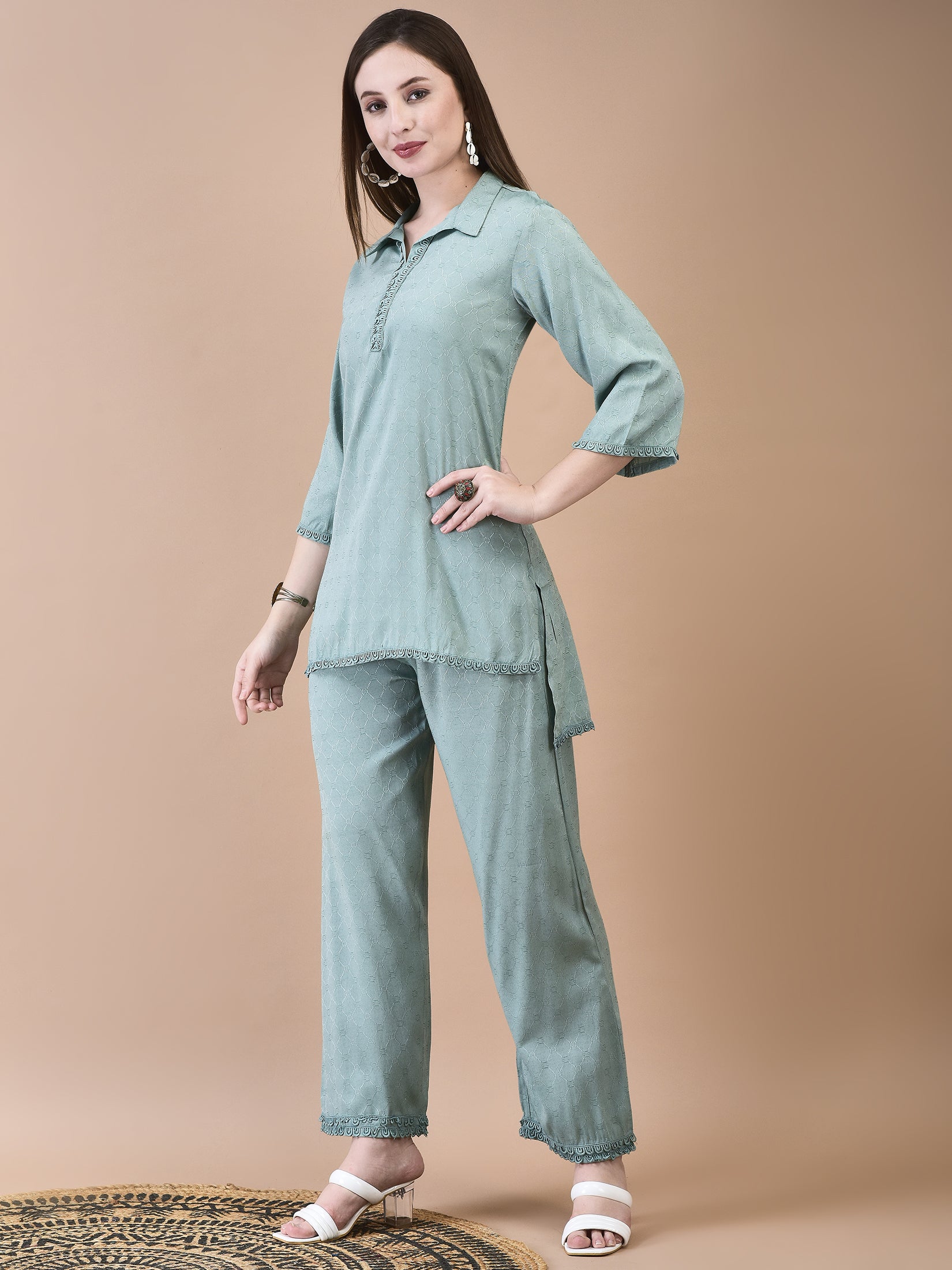 Women Poly Viscose Dobby Green Solid Co-Ord Set