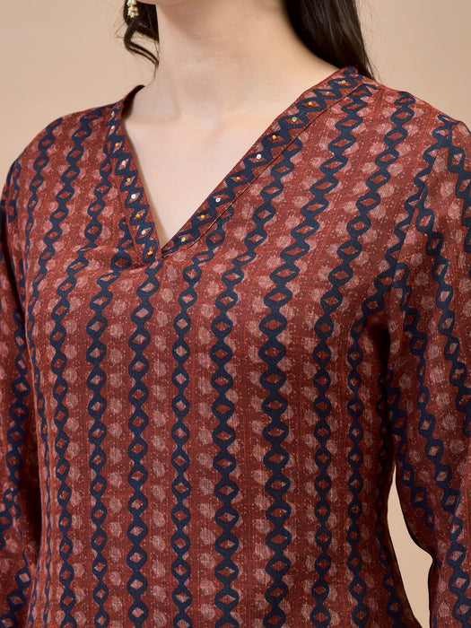 Women Liva Rayon Maroon Geometric Print Kurta