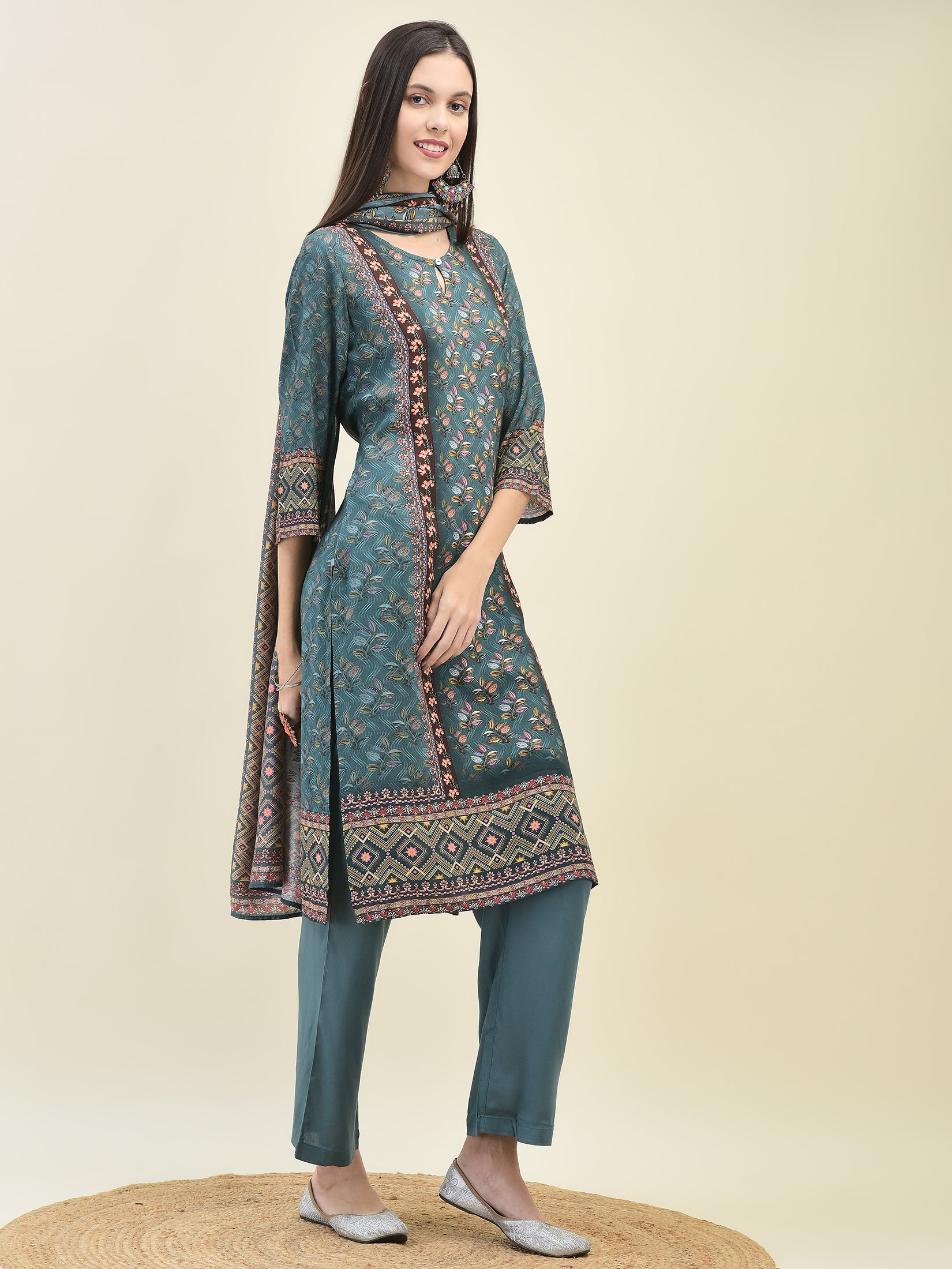 Women Liva Rayon Blue Floral Print Kurta Comfort Pant Dupatta