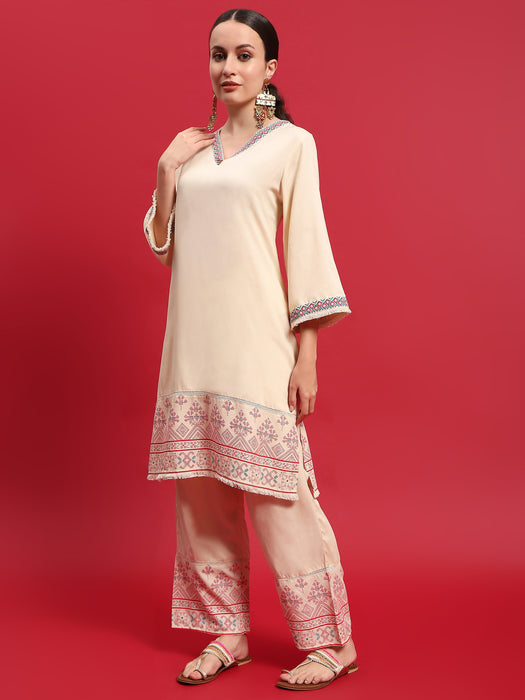 Women Liva Rayon Beige Solid Kurta With Comfort Pant