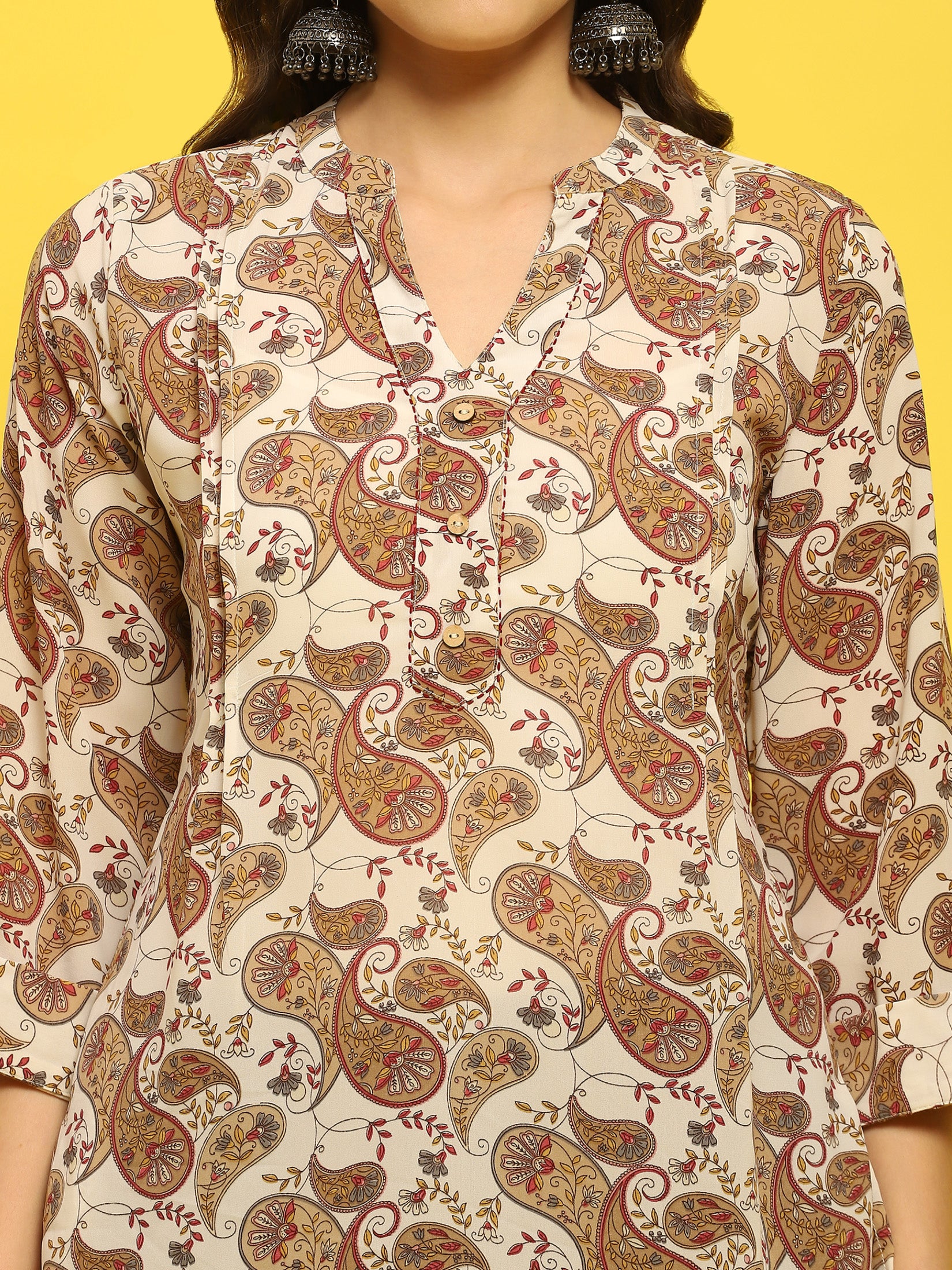 Women Georgette Off White Paisley Print Tunic