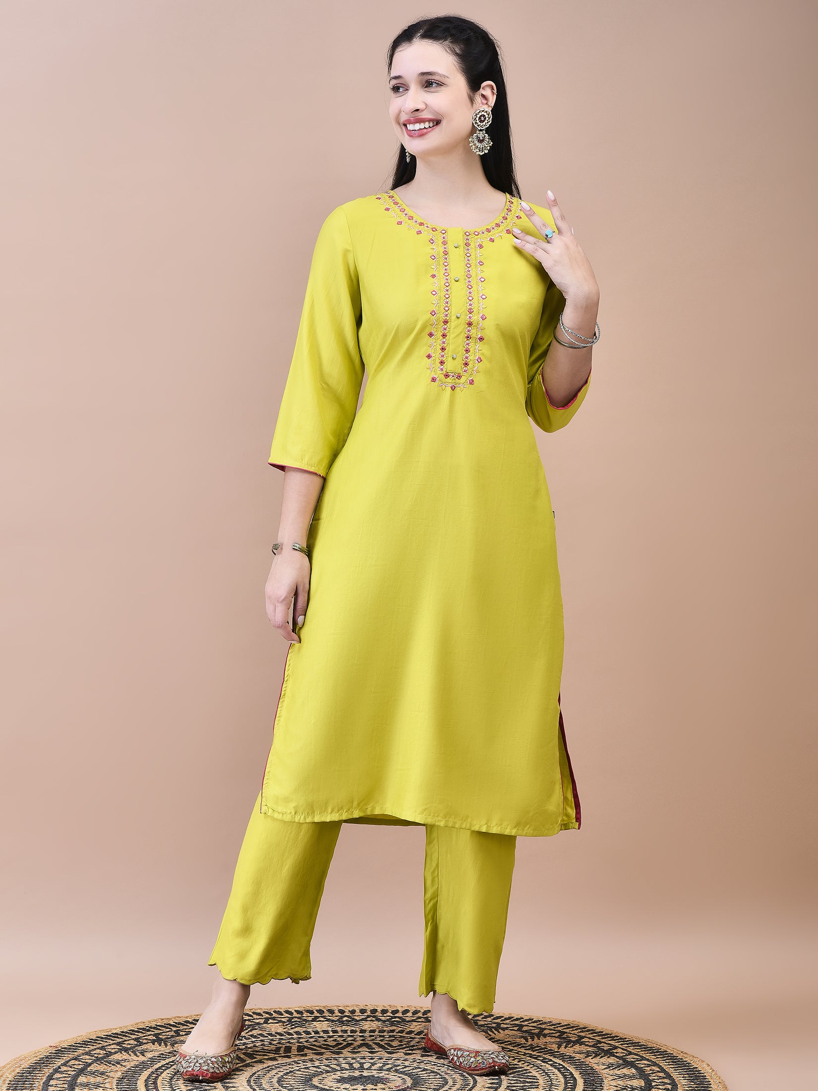 Women Viscose Green Embroidered Kurta Comfort Pant Dupatta