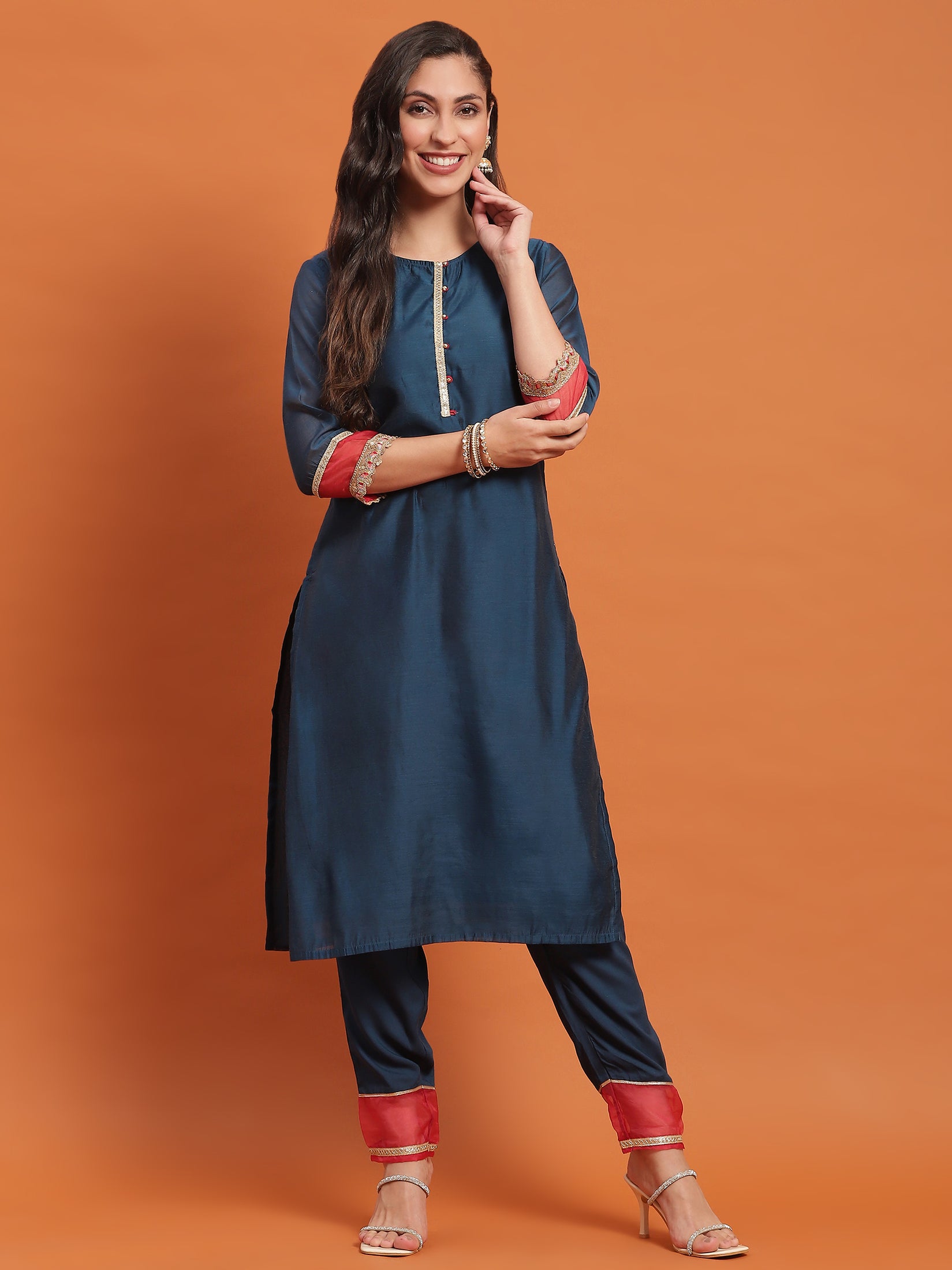 Buy Women’s Clothing, Ethnic Wear Fashion Online - SHREE