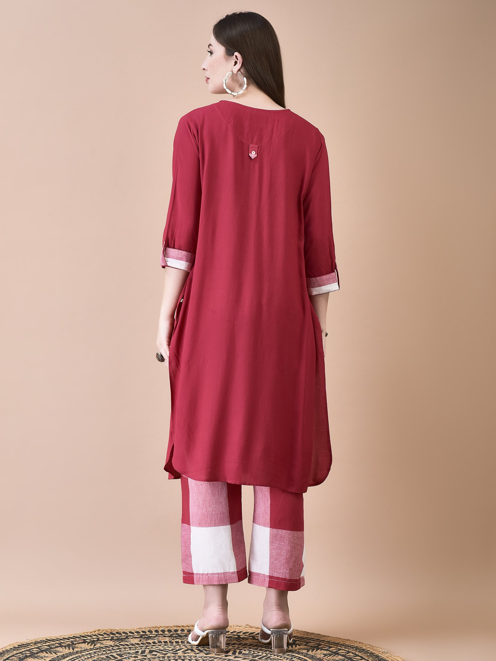 Women Liva (Rayon) Red Solid Kurta With Cotton Comfort Pant